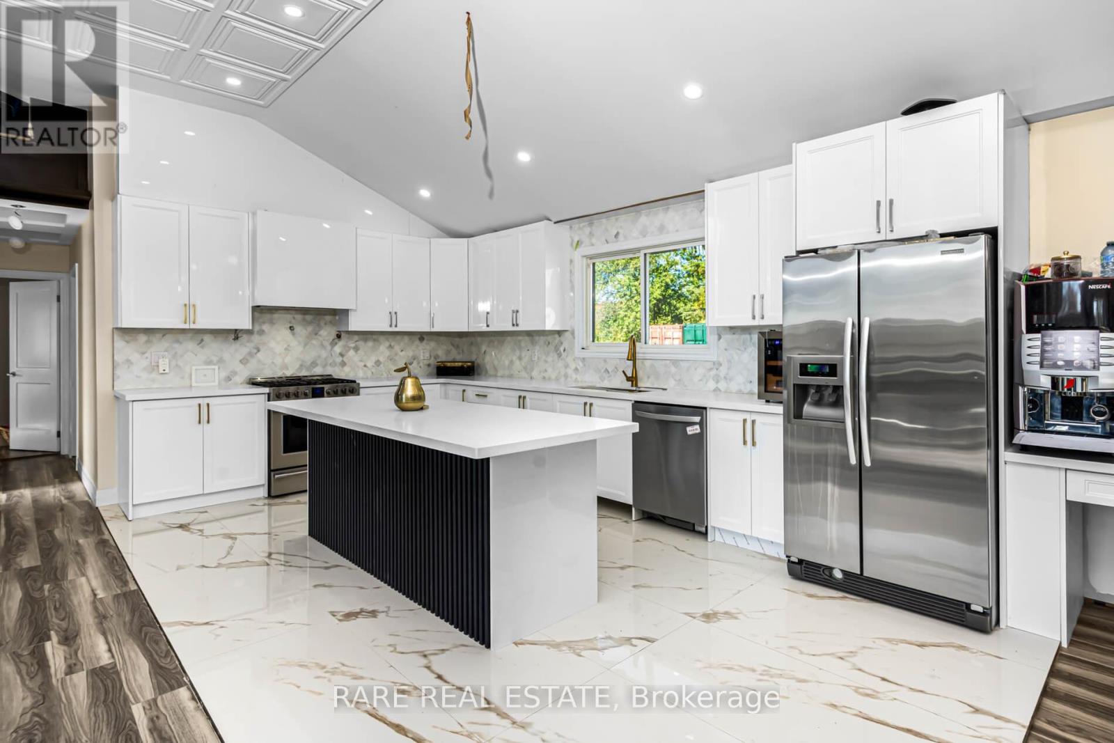 4616 Highway 89, Innisfil, Ontario  L0L 1L0 - Photo 8 - N12457575
