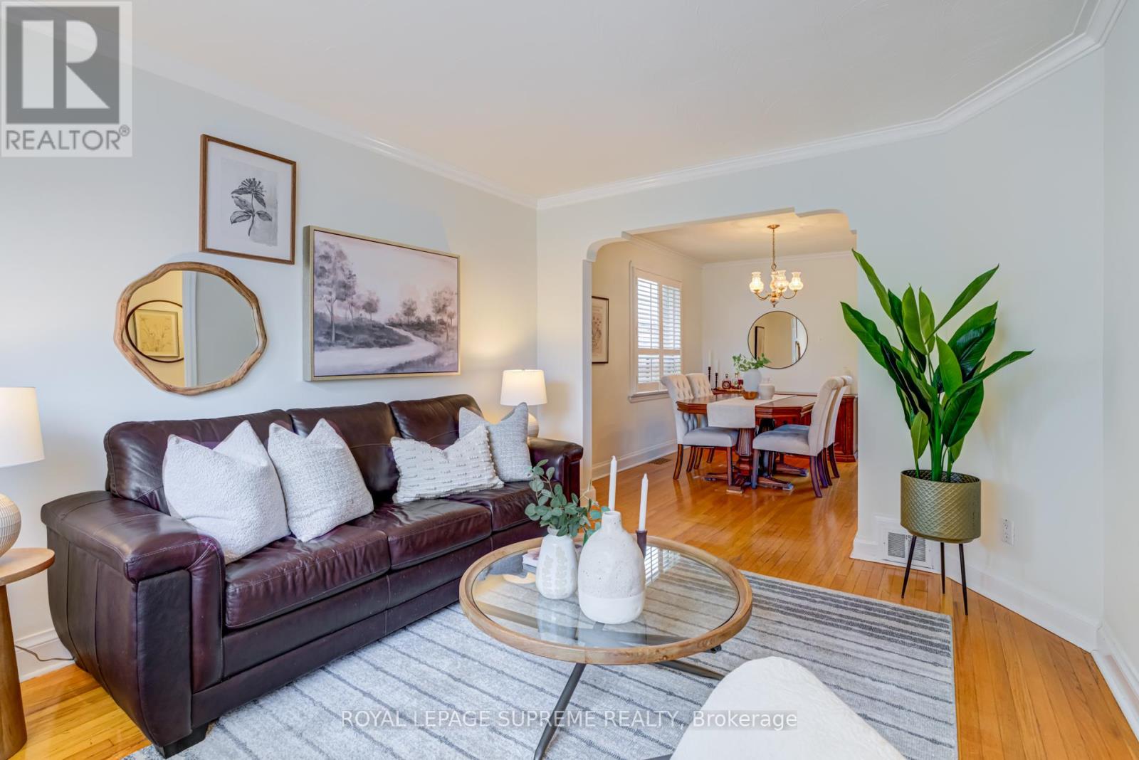 339 Hopewell Avenue, Toronto, Ontario  M6E 2S1 - Photo 8 - W12453831