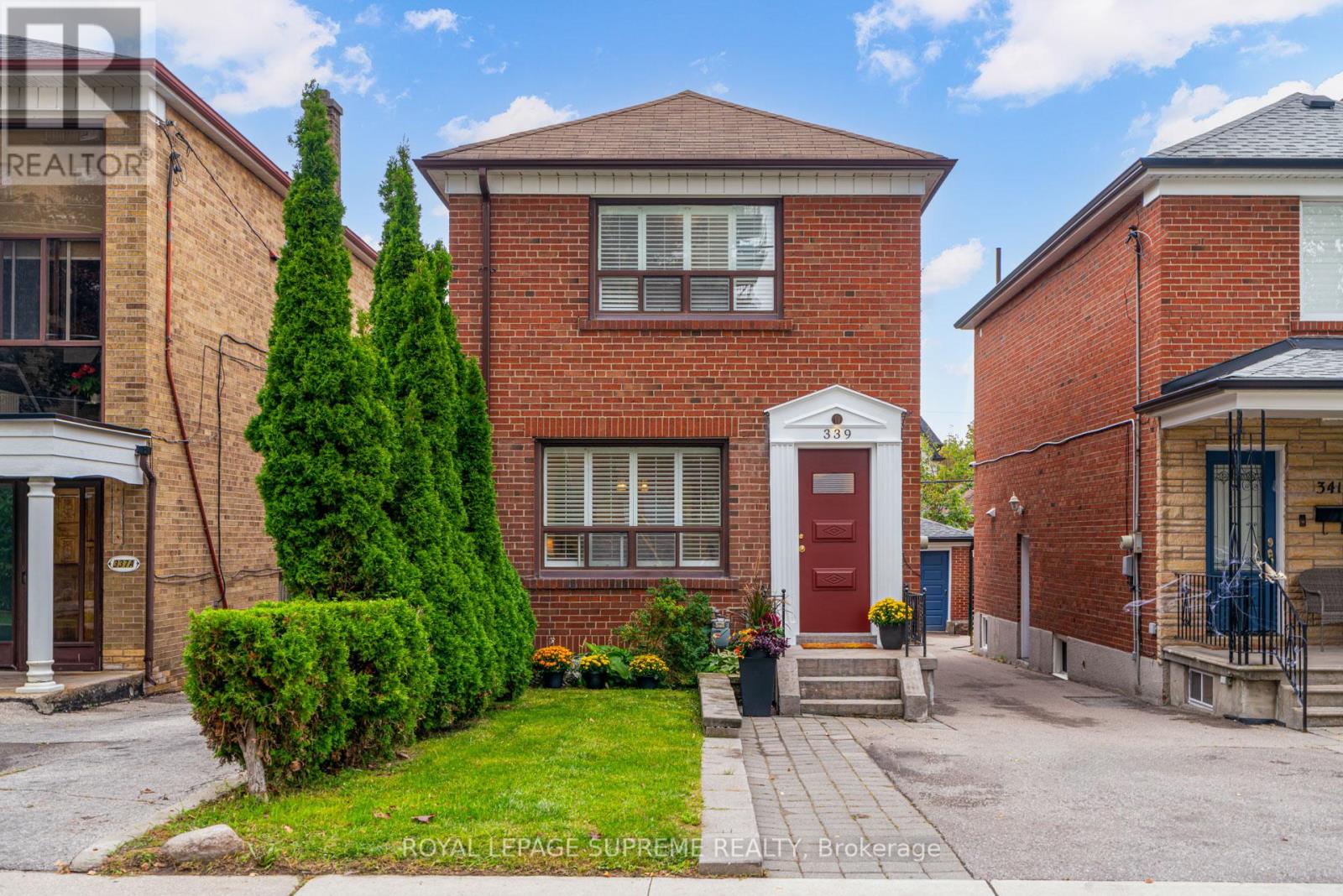 339 Hopewell Avenue, Toronto, Ontario  M6E 2S1 - Photo 2 - W12453831