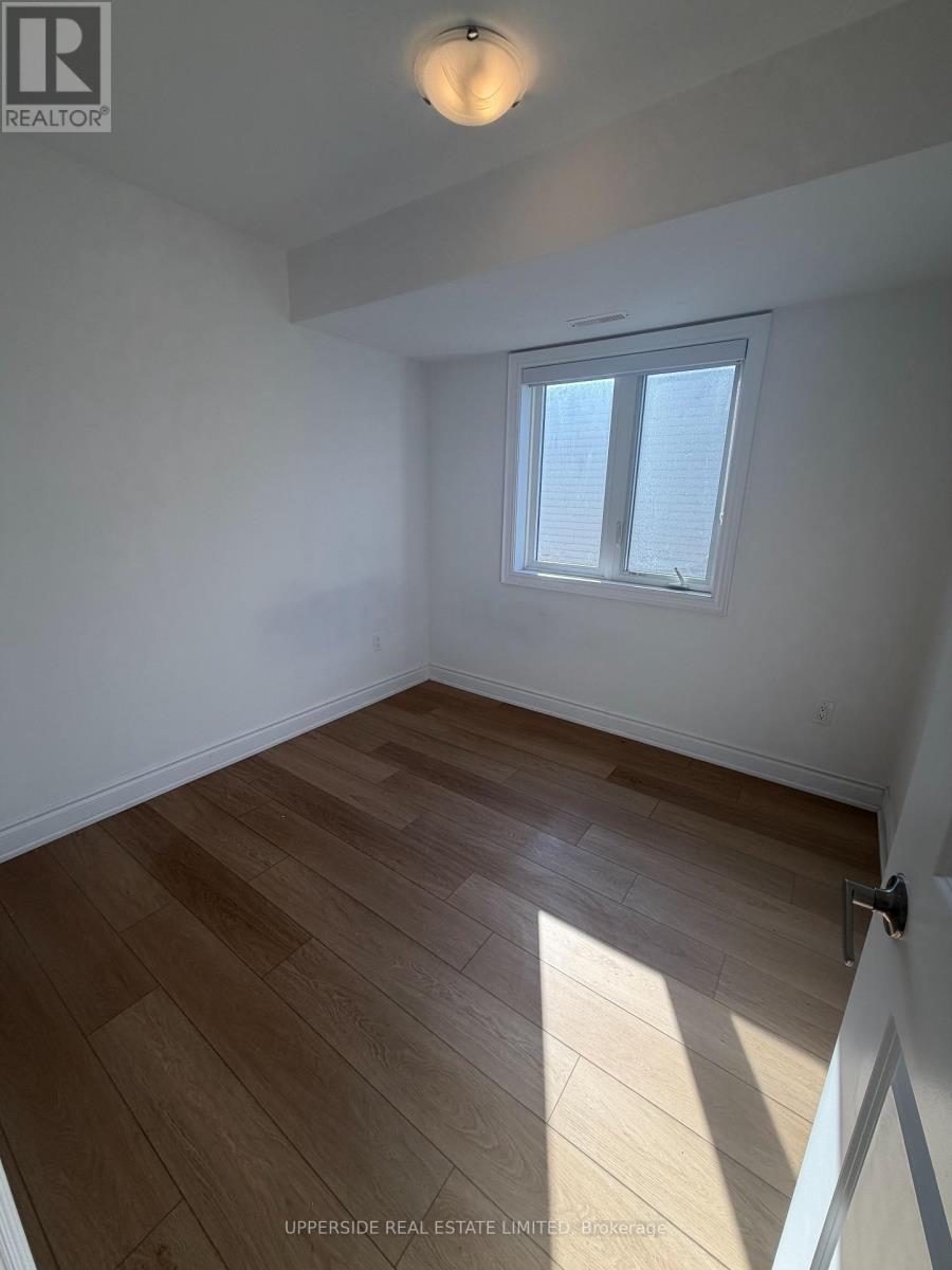 3 - 51 Hay Lane N, Barrie, Ontario  L9J 0C2 - Photo 8 - S12457540