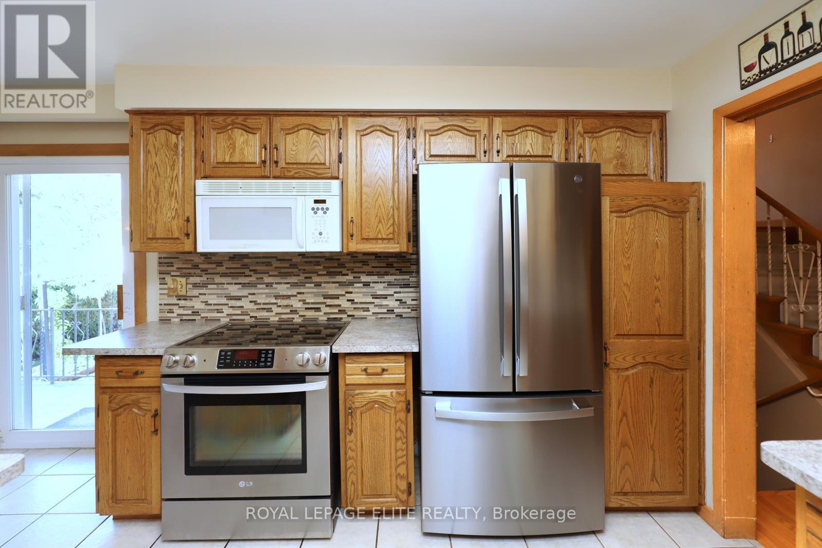 3440 Riverspray Crescent, Mississauga, Ontario  L4Y 3M7 - Photo 15 - W12457471