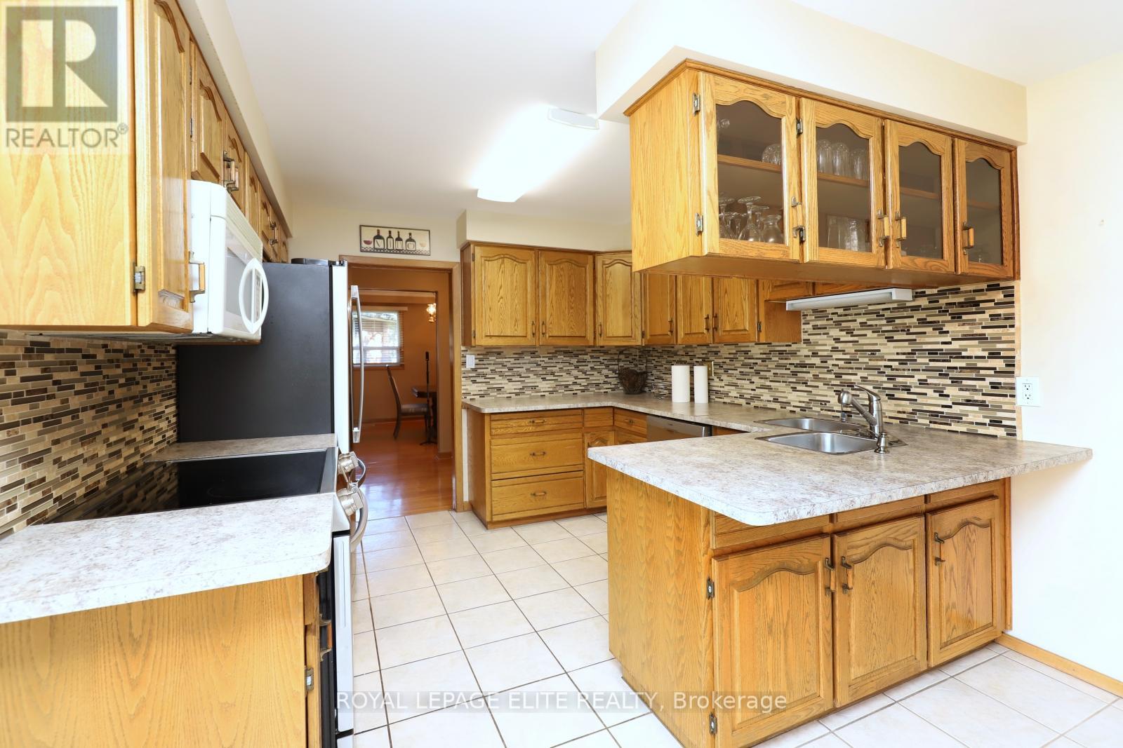 3440 Riverspray Crescent, Mississauga, Ontario  L4Y 3M7 - Photo 18 - W12457471