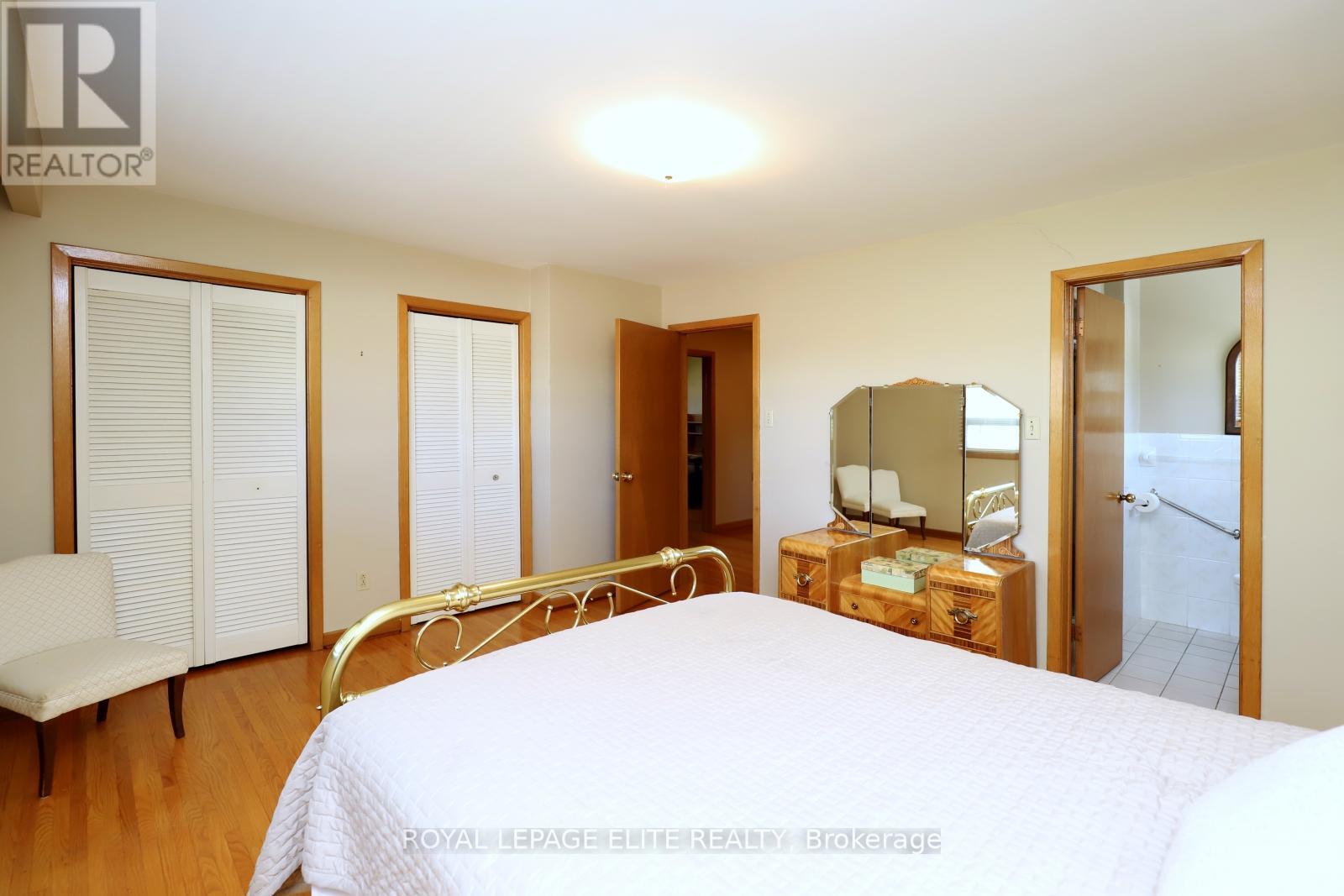 3440 Riverspray Crescent, Mississauga, Ontario  L4Y 3M7 - Photo 28 - W12457471