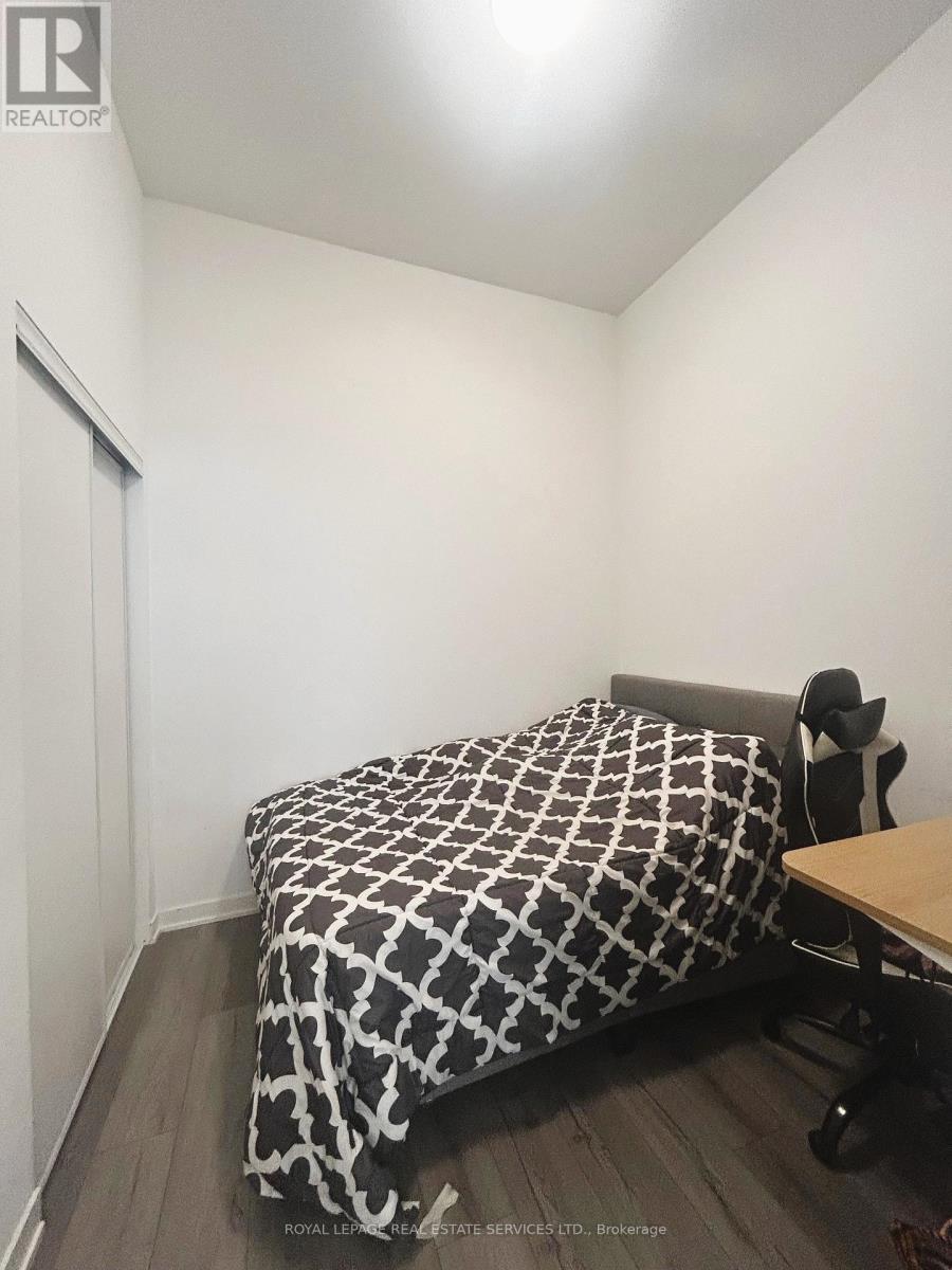 223 - 405 Dundas Street W, Oakville, Ontario  L6M 5P9 - Photo 14 - W12457490