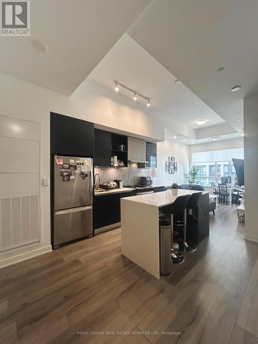 223 - 405 Dundas Street W, Oakville, Ontario  L6M 5P9 - Photo 4 - W12457490