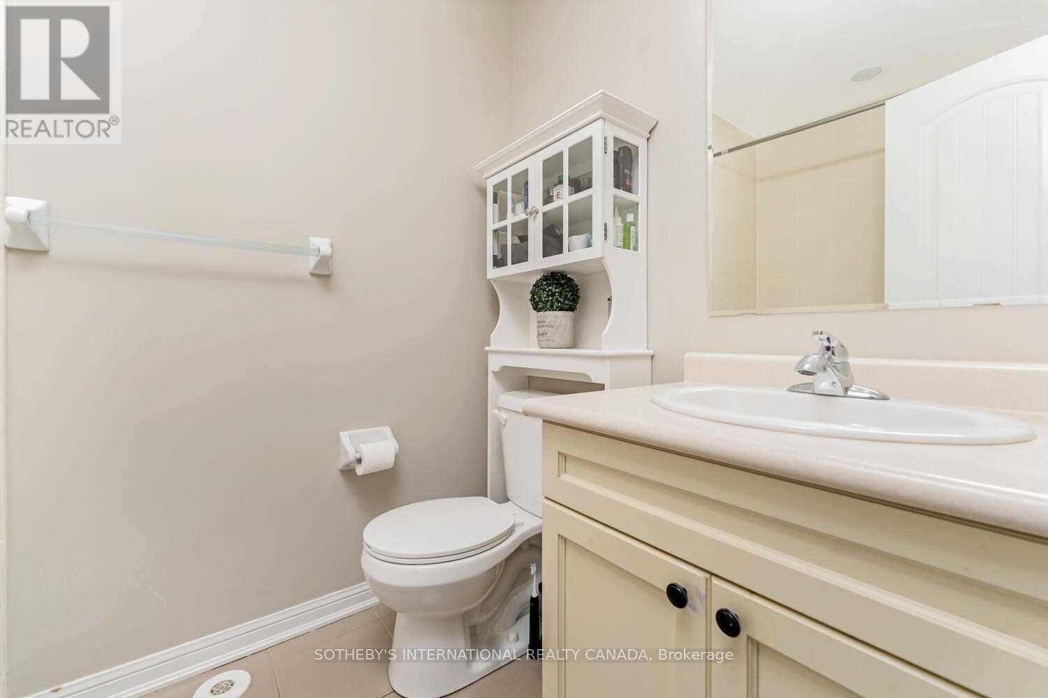937 Brassard Circle, Milton, Ontario  L9T 8E2 - Photo 7 - W12457508