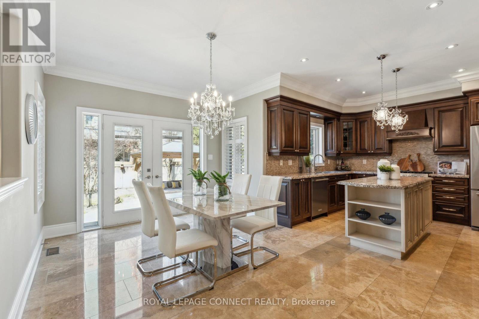 26 Antrim Court, Caledon, Ontario  L7C 1R1 - Photo 15 - W12457516