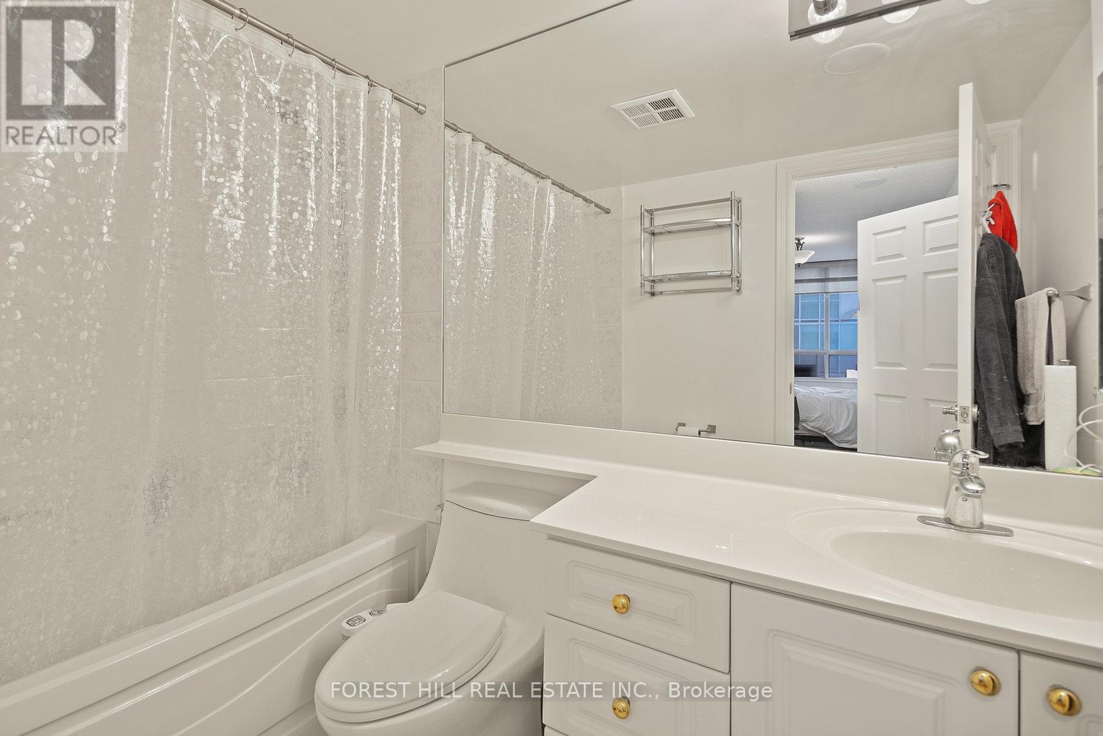 1029 - 5233 Dundas Street W, Toronto, Ontario  M9B 6M1 - Photo 13 - W12457517