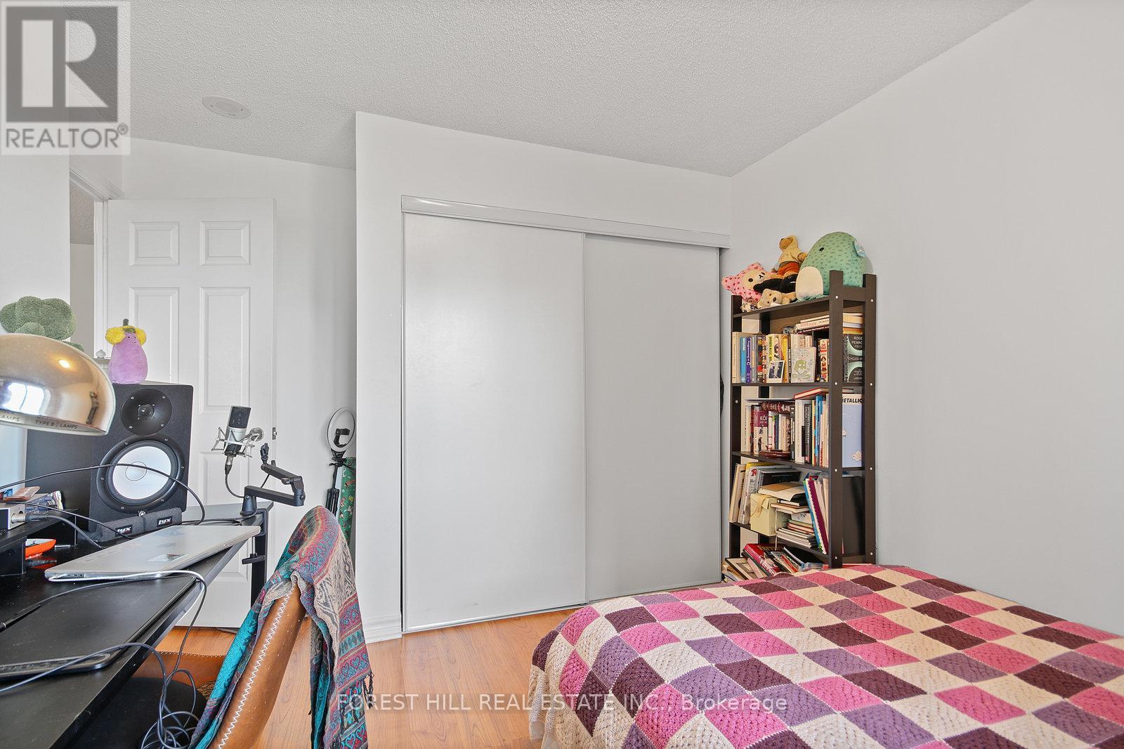 1029 - 5233 Dundas Street W, Toronto, Ontario  M9B 6M1 - Photo 20 - W12457517