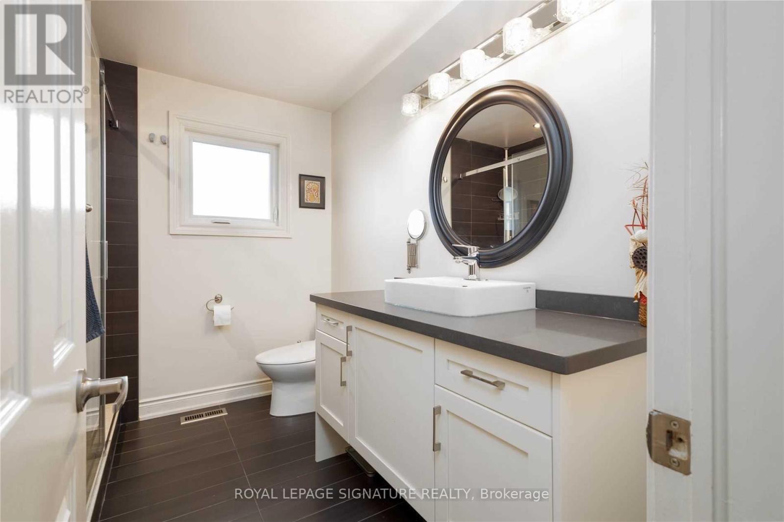 74 Bonham Boulevard, Mississauga, Ontario  L5M 2N8 - Photo 21 - W12457560