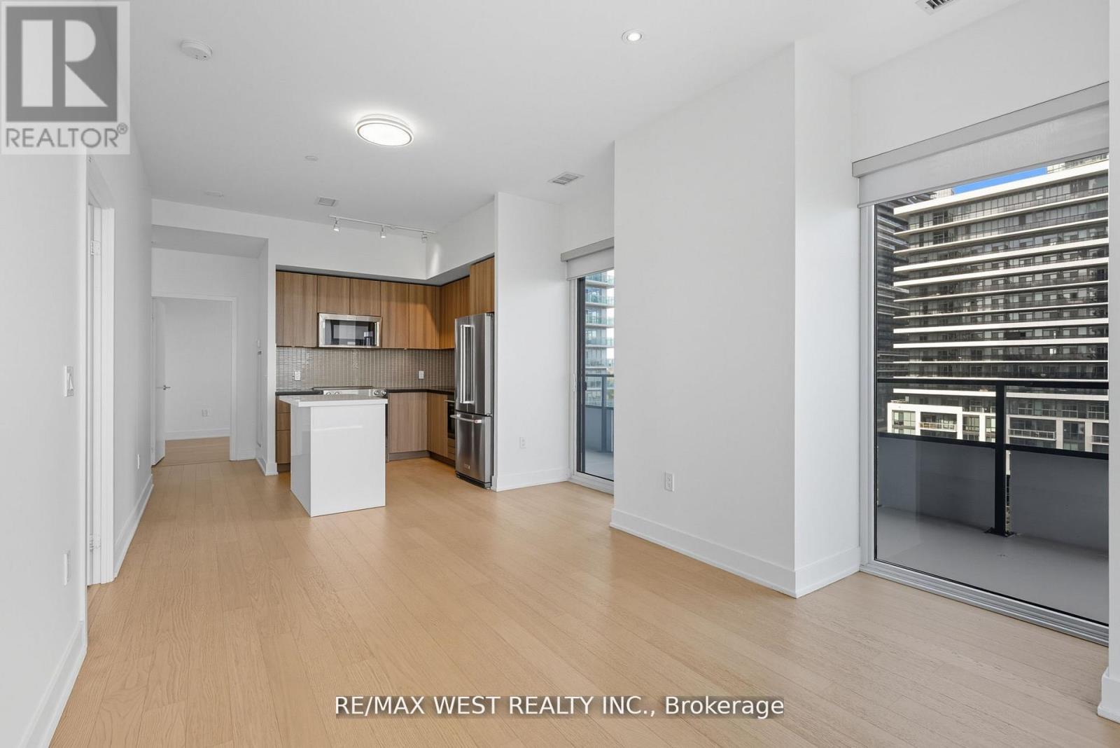 702 - 20 Shore Breeze Drive, Toronto, Ontario  M8V 0C7 - Photo 12 - W12457562