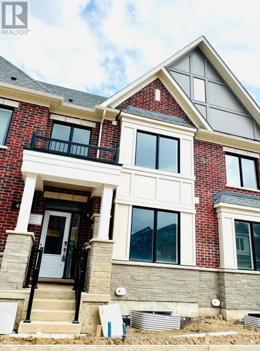 43 MOOSEHEAD DRIVE, Brampton, Ontario