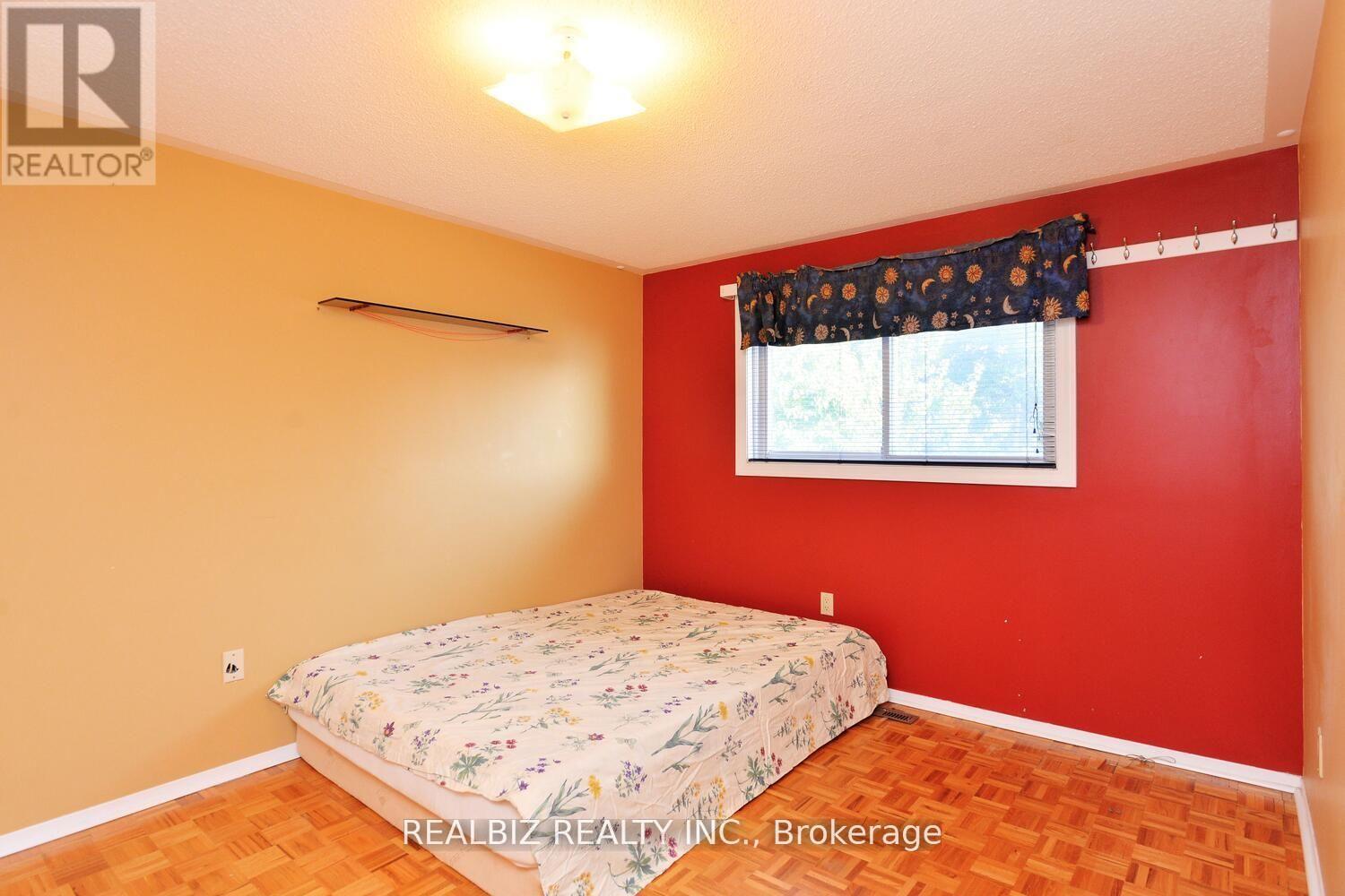 15 Milkwood Avenue, Toronto, Ontario  M9V 1M2 - Photo 21 - W12457564