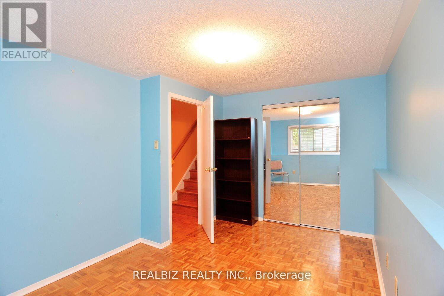 15 Milkwood Avenue, Toronto, Ontario  M9V 1M2 - Photo 25 - W12457564