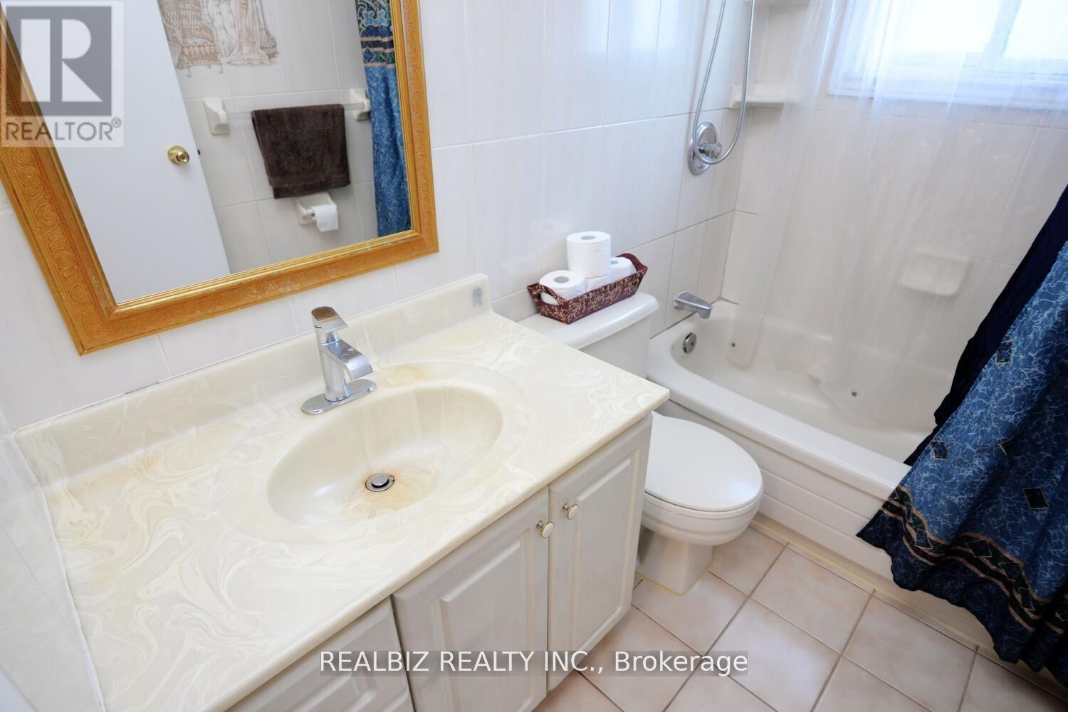 15 Milkwood Avenue, Toronto, Ontario  M9V 1M2 - Photo 27 - W12457564