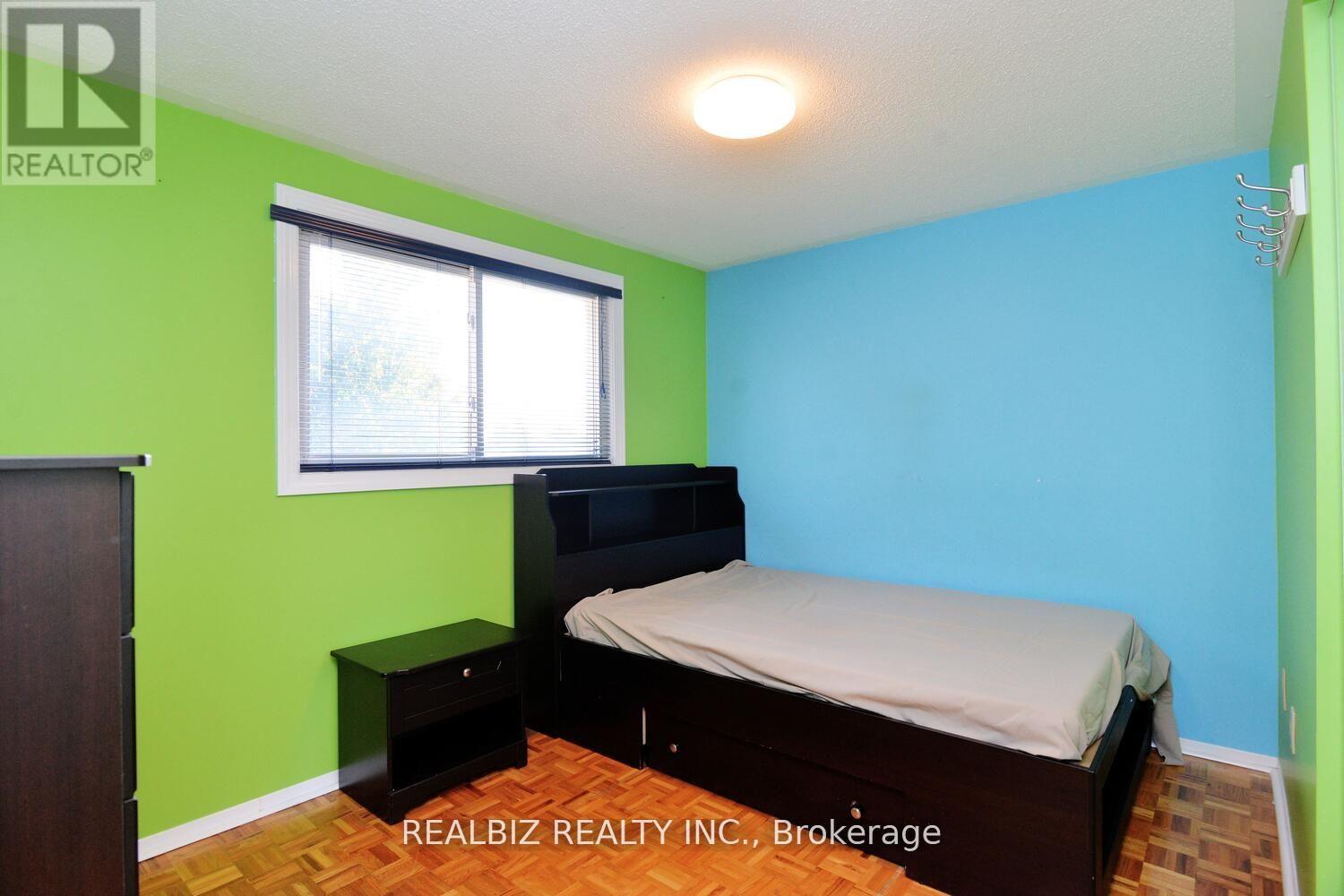 15 Milkwood Avenue, Toronto, Ontario  M9V 1M2 - Photo 29 - W12457564