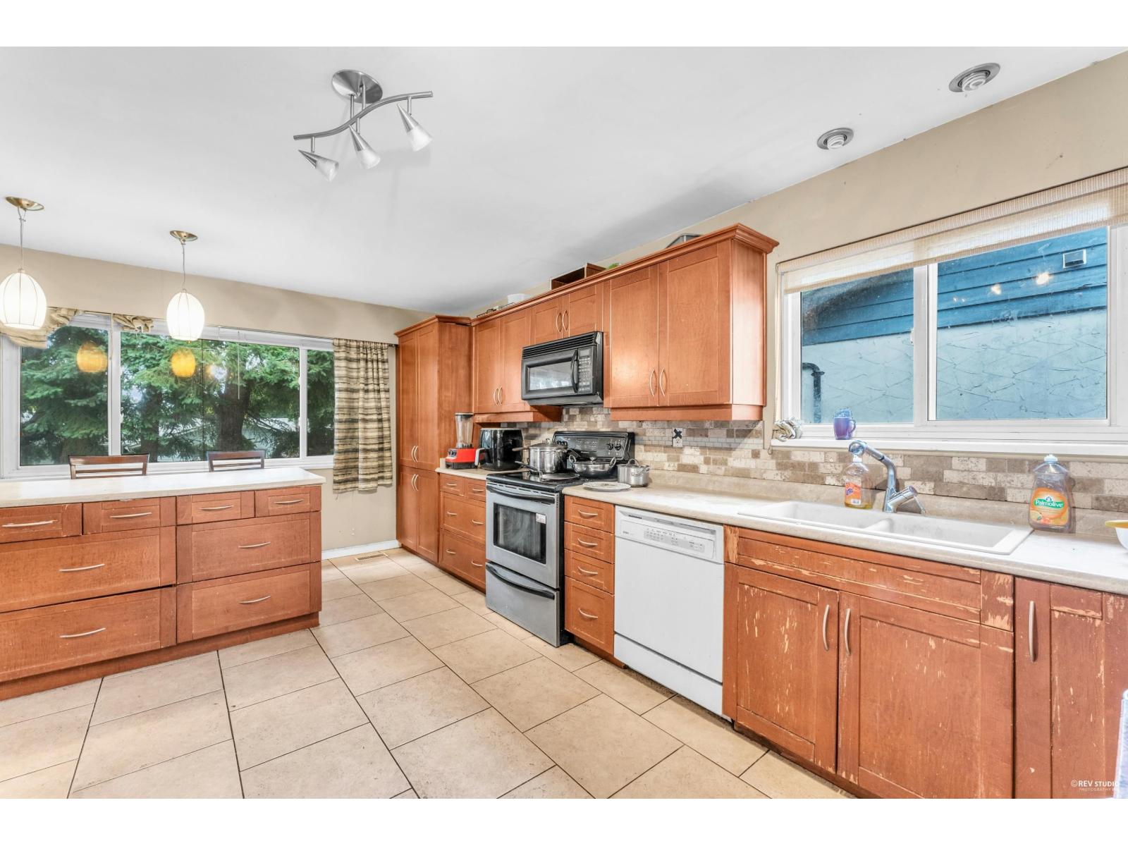 11876 82a Avenue, Delta, British Columbia  V4C 2E6 - Photo 3 - R3057569