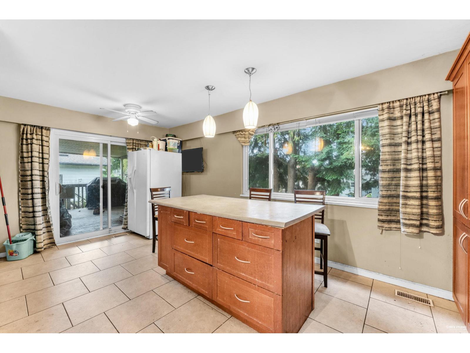11876 82a Avenue, Delta, British Columbia  V4C 2E6 - Photo 5 - R3057569
