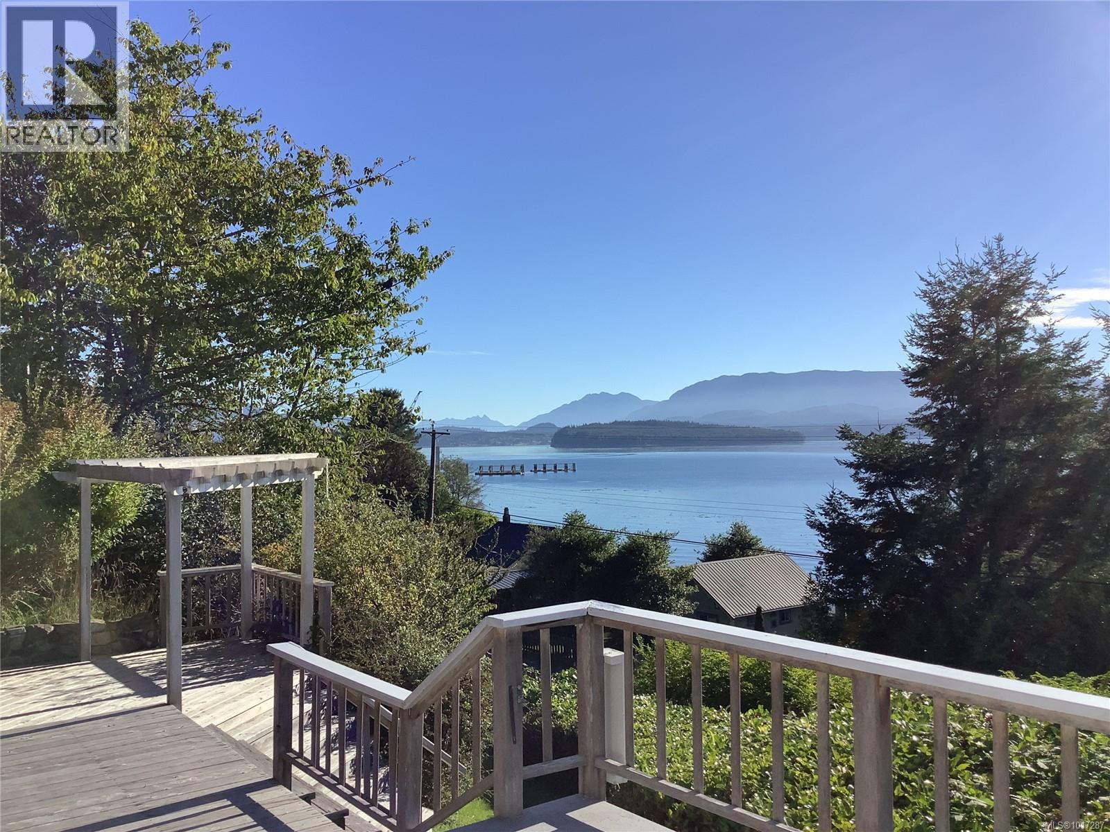110 10th Ave, Sointula, British Columbia
