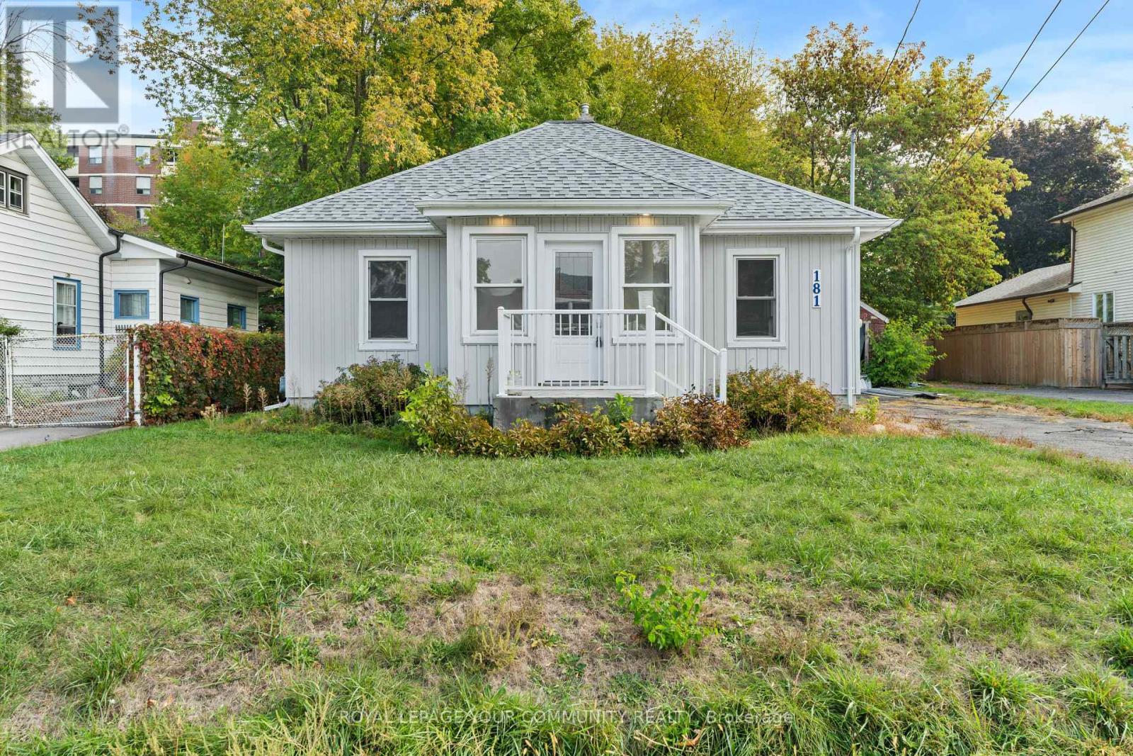 181 BURNHAM STREET, Belleville, Ontario