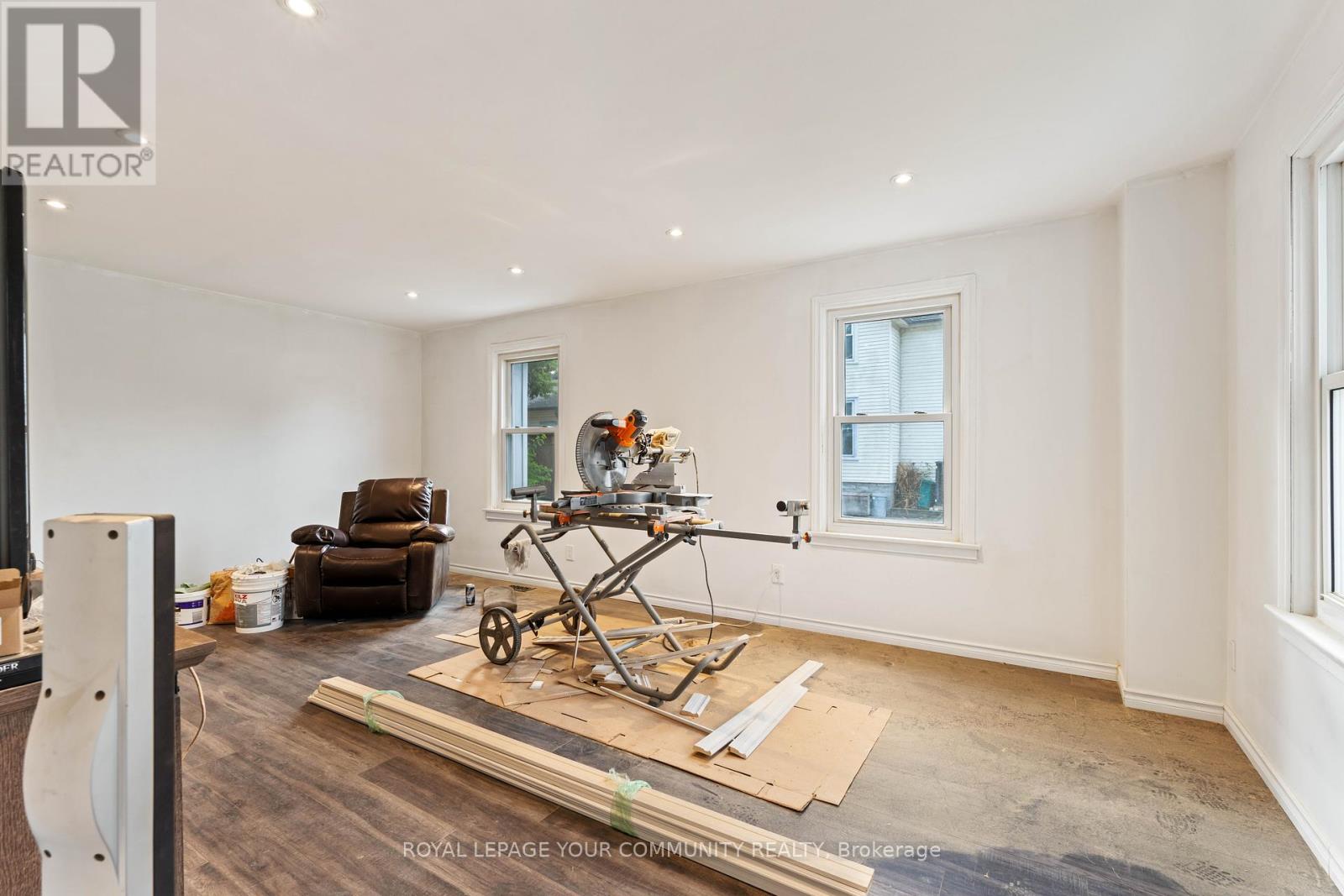 181 Burnham Street, Belleville, Ontario  K8N 3S1 - Photo 6 - X12457482
