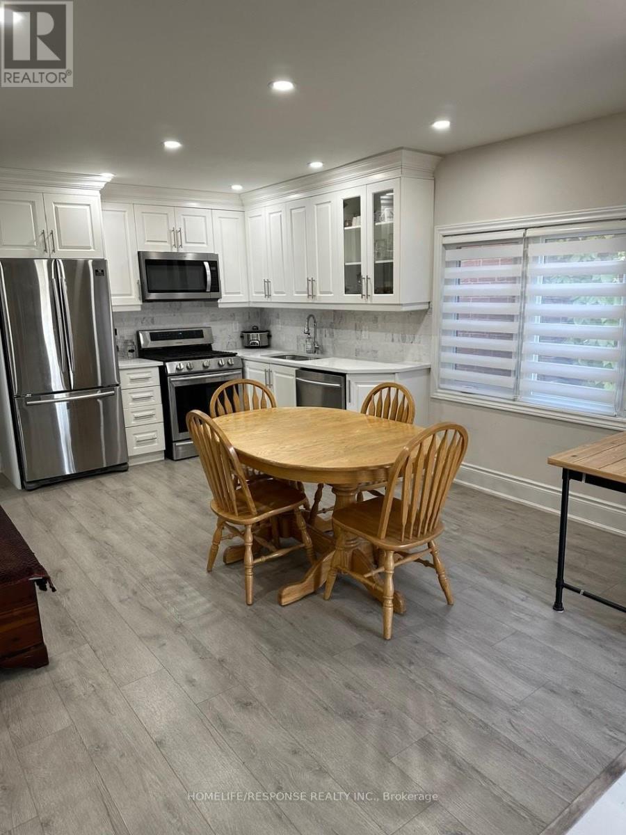 88 Shelby Avenue, Hamilton, Ontario  L8H 5L5 - Photo 5 - X12457487