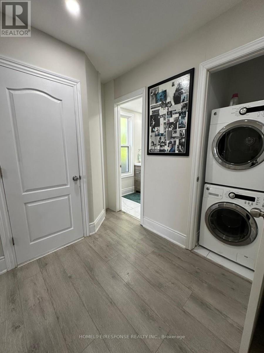 88 Shelby Avenue, Hamilton, Ontario  L8H 5L5 - Photo 9 - X12457487