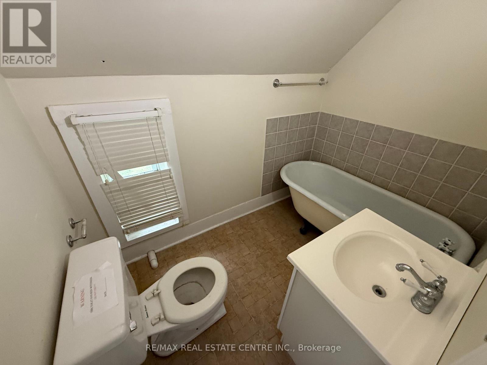 402 Main Street, Shelburne, Ontario  L9V 2Y9 - Photo 12 - X12457552