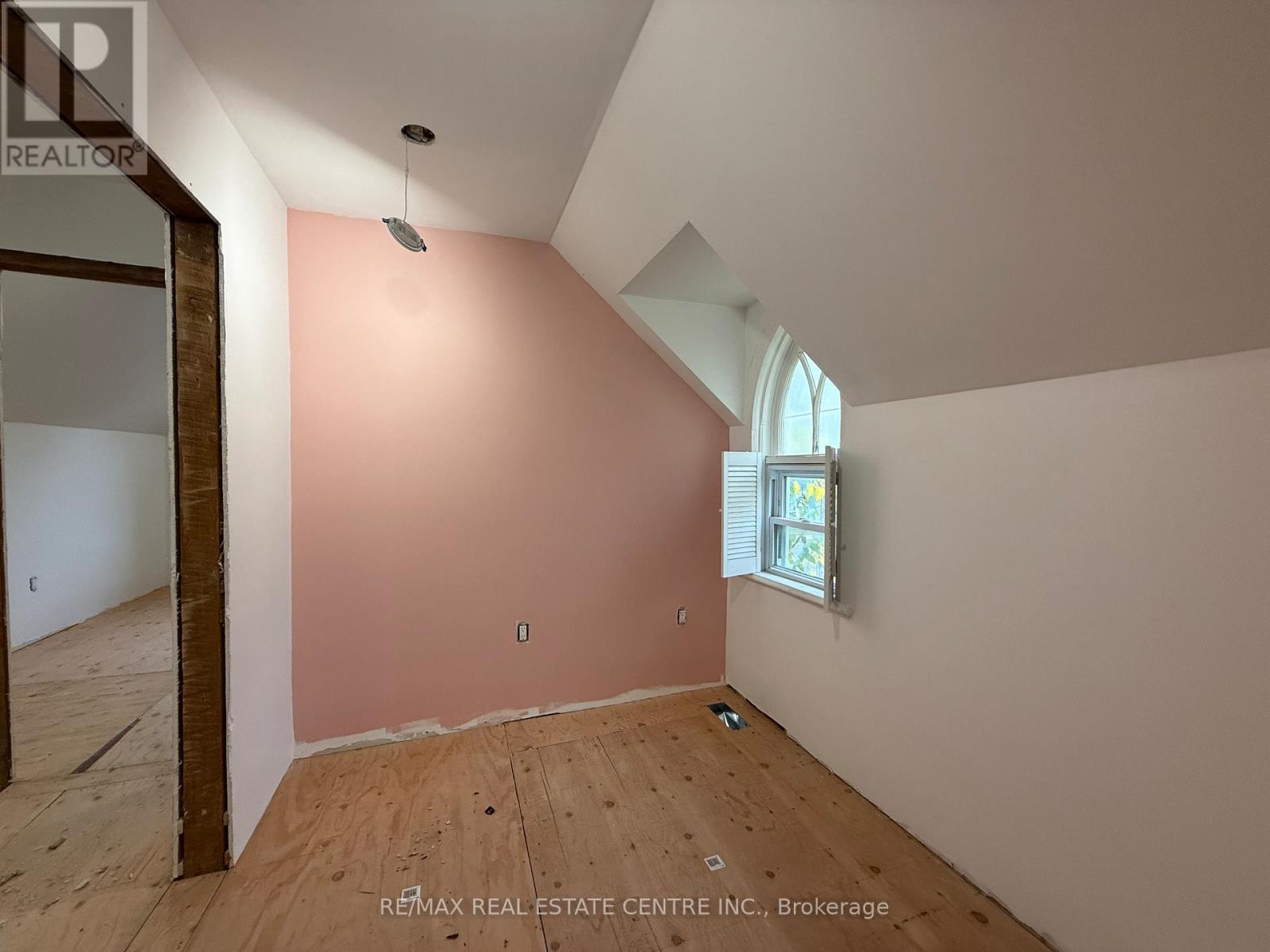 402 Main Street, Shelburne, Ontario  L9V 2Y9 - Photo 18 - X12457552