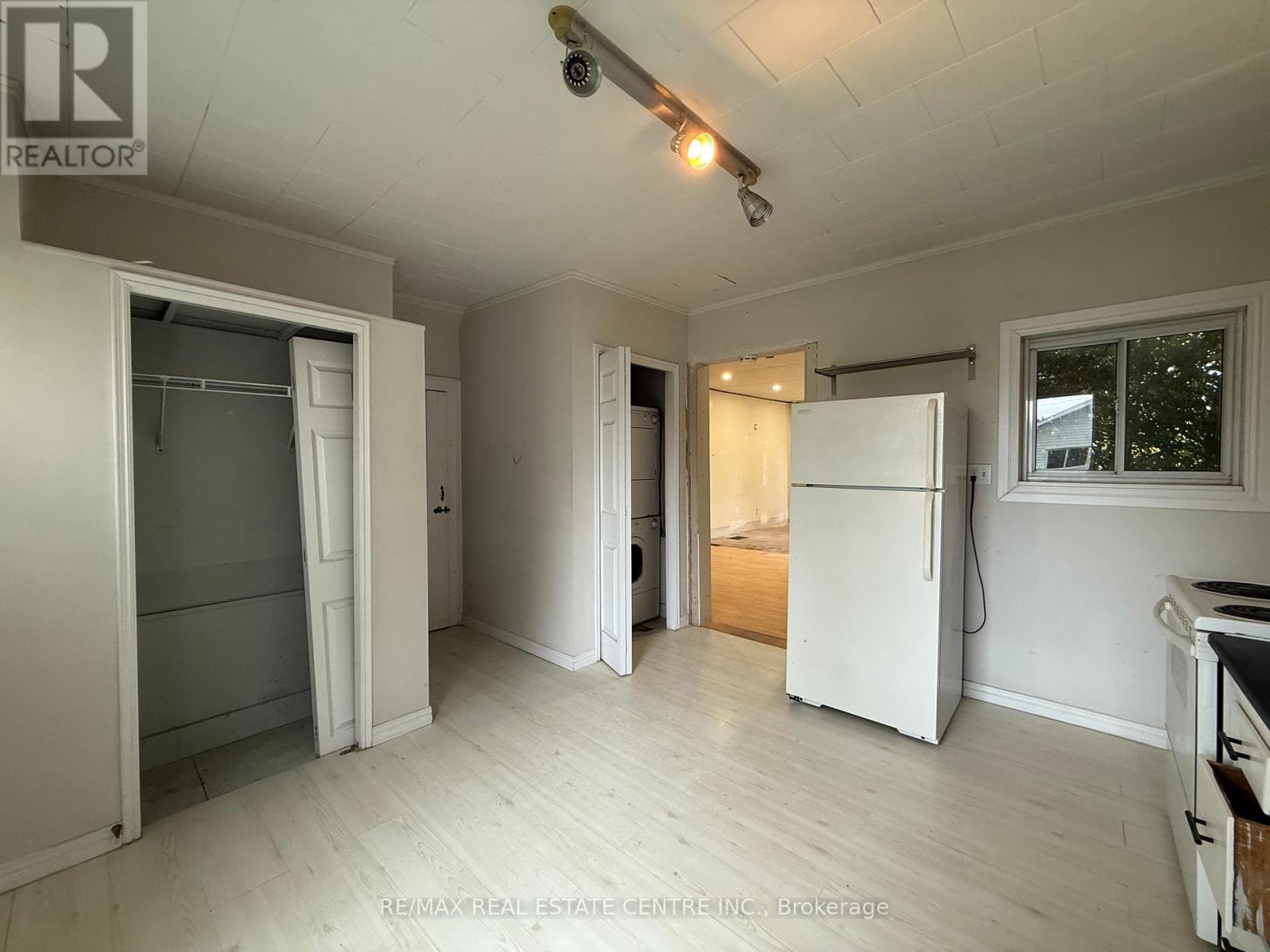 402 Main Street, Shelburne, Ontario  L9V 2Y9 - Photo 8 - X12457552