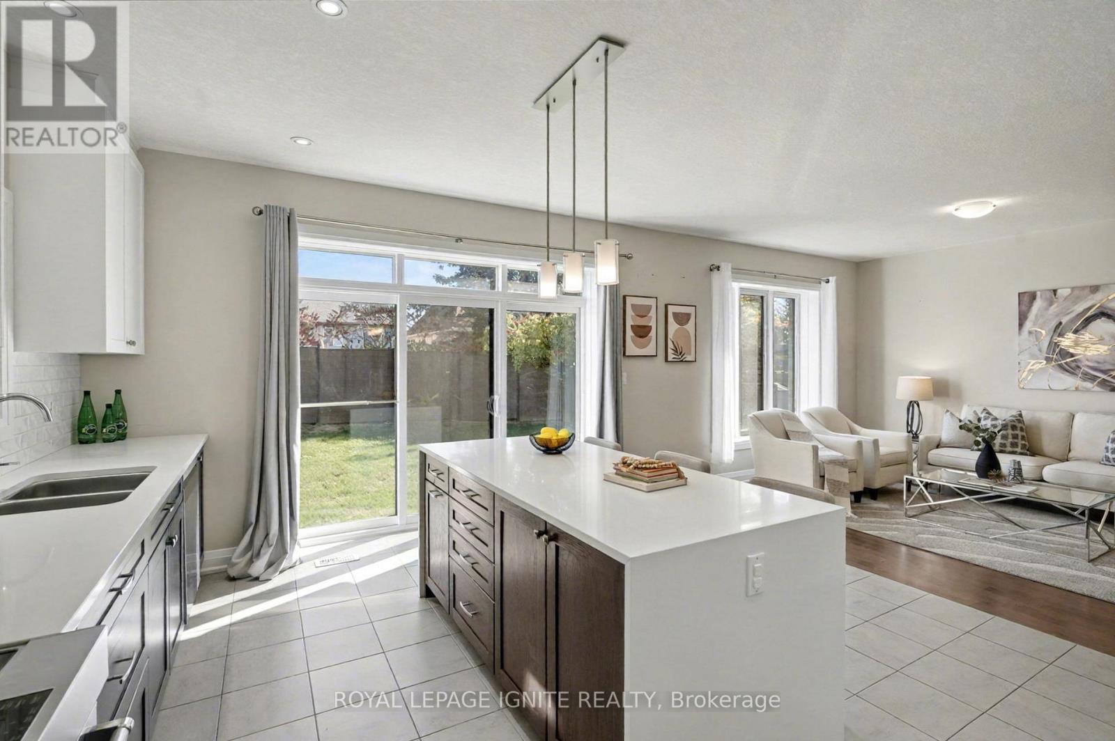 156 Ridgemount Street, Kitchener, Ontario  N2P 0K4 - Photo 12 - X12457568