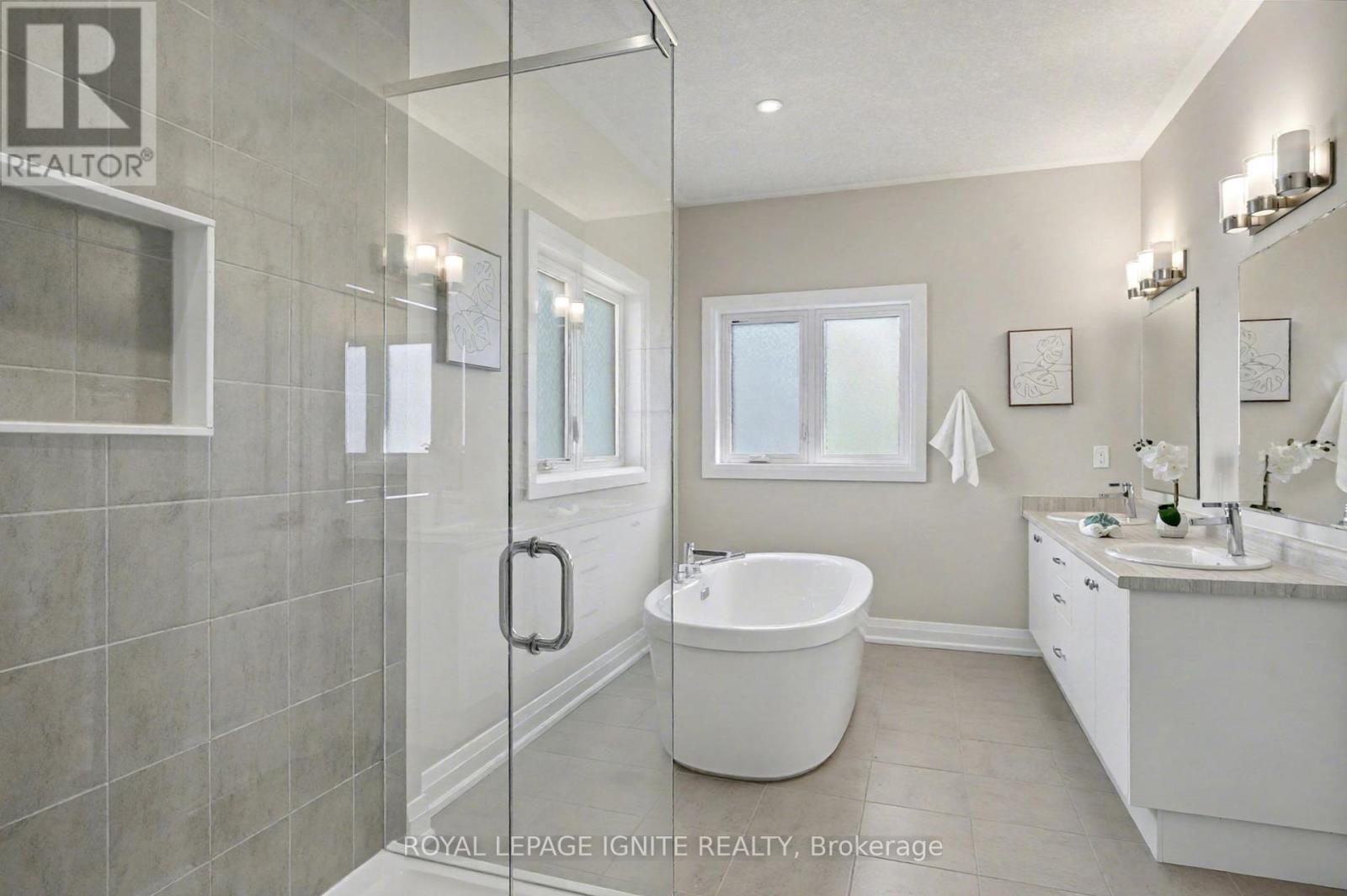 156 Ridgemount Street, Kitchener, Ontario  N2P 0K4 - Photo 29 - X12457568
