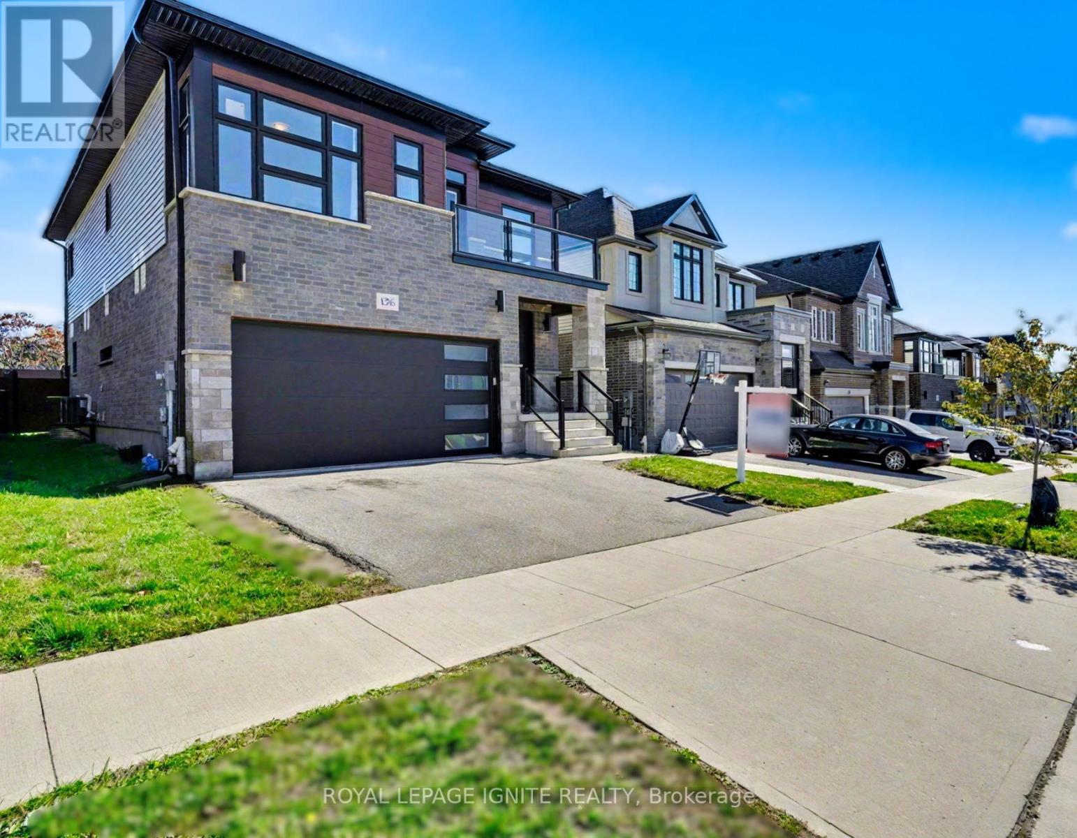 156 Ridgemount Street, Kitchener, Ontario  N2P 0K4 - Photo 3 - X12457568
