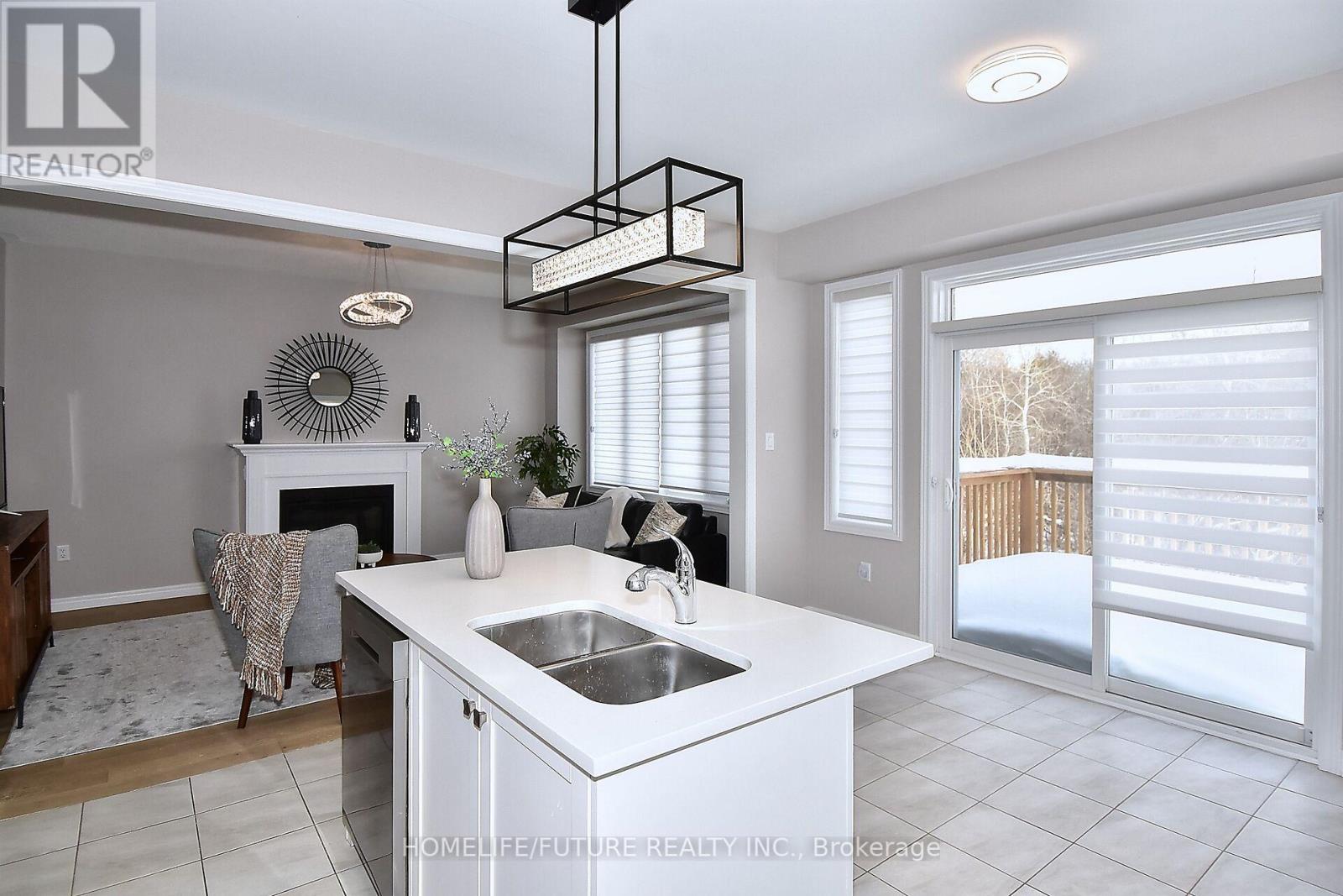 656 Lemay Grove, Peterborough, Ontario  K9K 0H8 - Photo 12 - X12457582