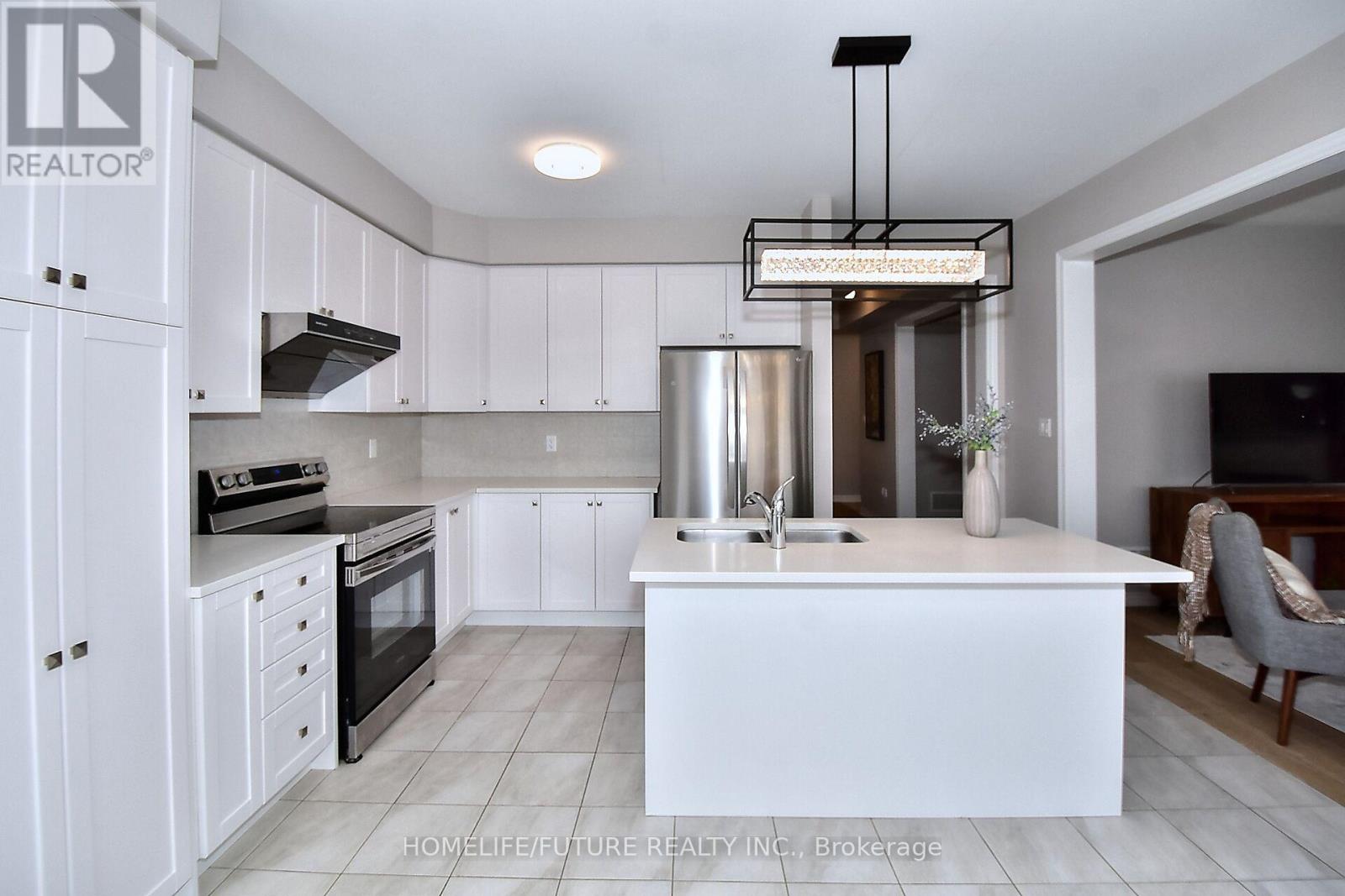 656 Lemay Grove, Peterborough, Ontario  K9K 0H8 - Photo 13 - X12457582