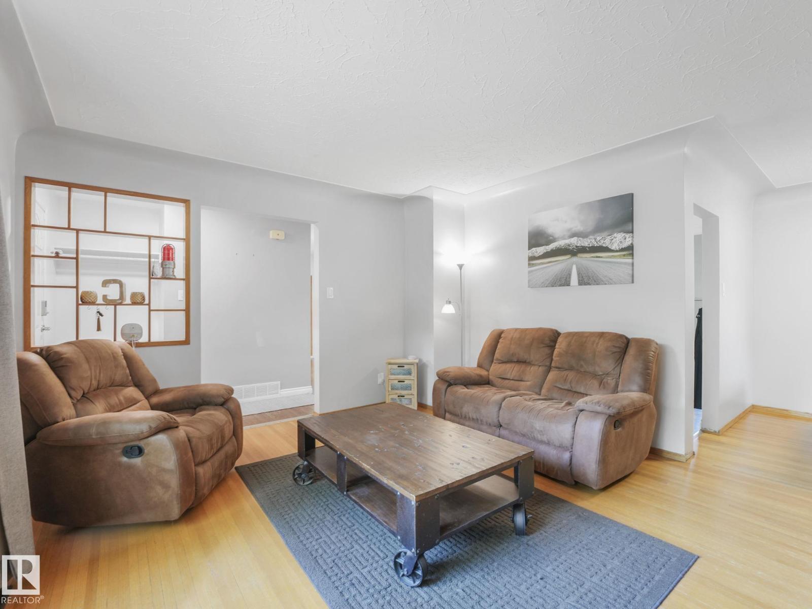 9534 81 St Nw, Edmonton, Alberta  T6C 2W5 - Photo 9 - E4461753