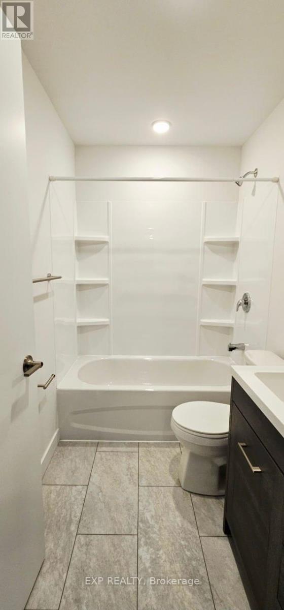 02 - 216 Mcarthur Avenue, Ottawa, Ontario  K1L 6P5 - Photo 11 - X12457638