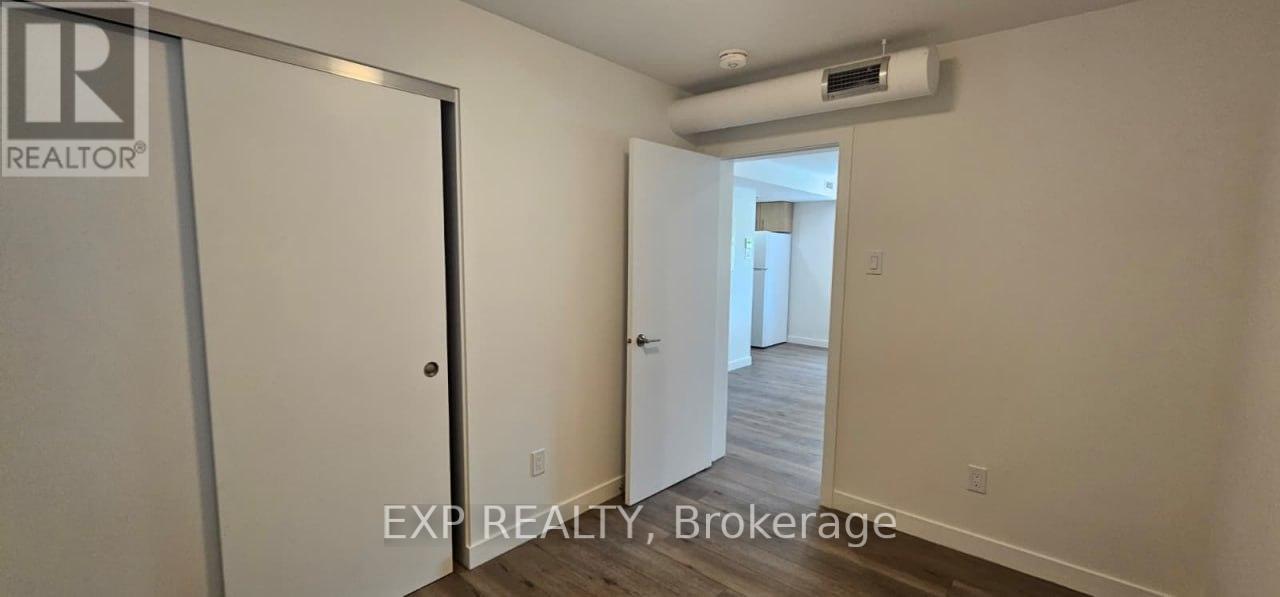 02 - 216 Mcarthur Avenue, Ottawa, Ontario  K1L 6P5 - Photo 6 - X12457638