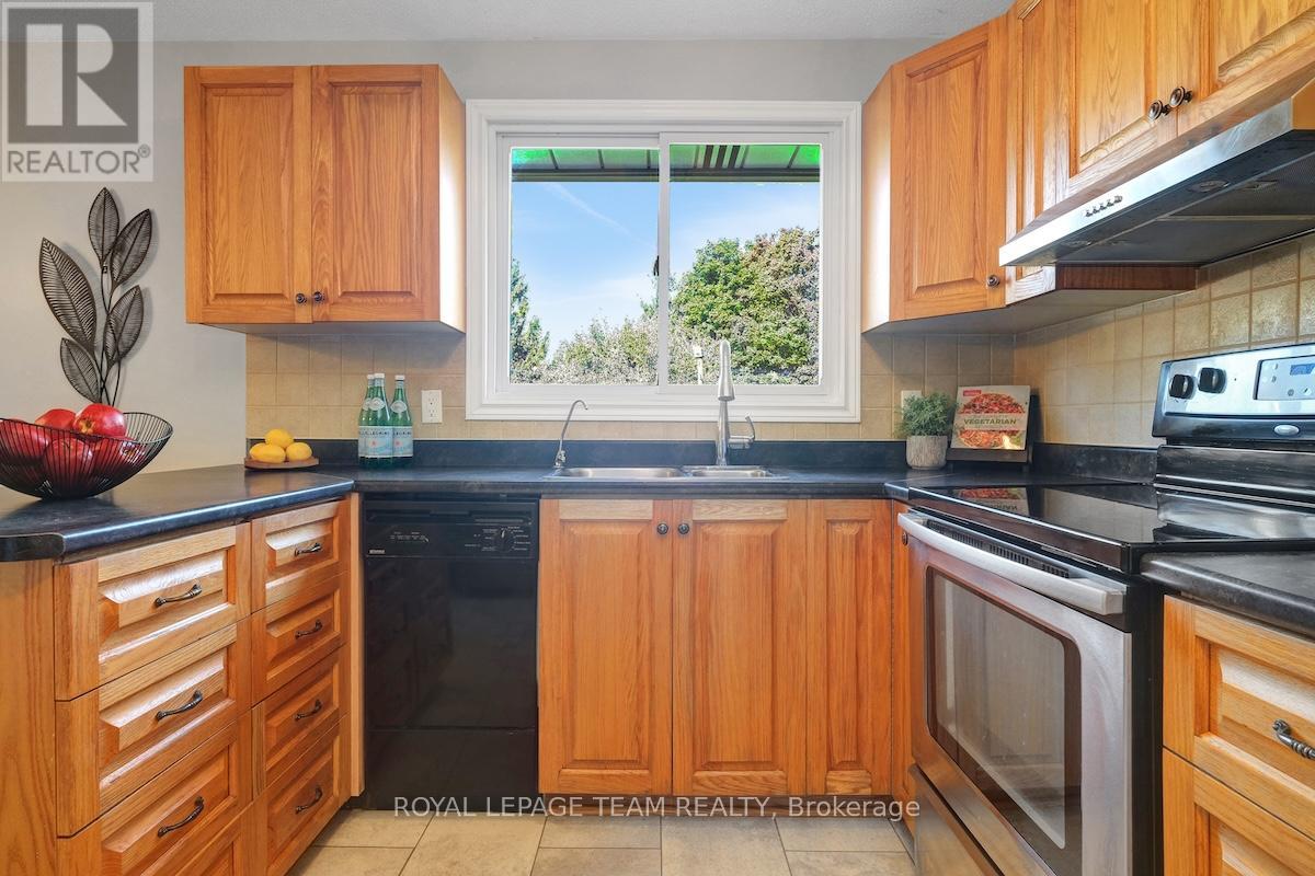 491 Lake Avenue E, Beckwith, Ontario  K7C 3S7 - Photo 13 - X12457534
