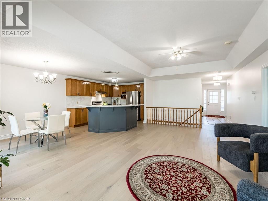 678 Salzburg Drive, Waterloo, Ontario  N2V 2N8 - Photo 15 - 40778382