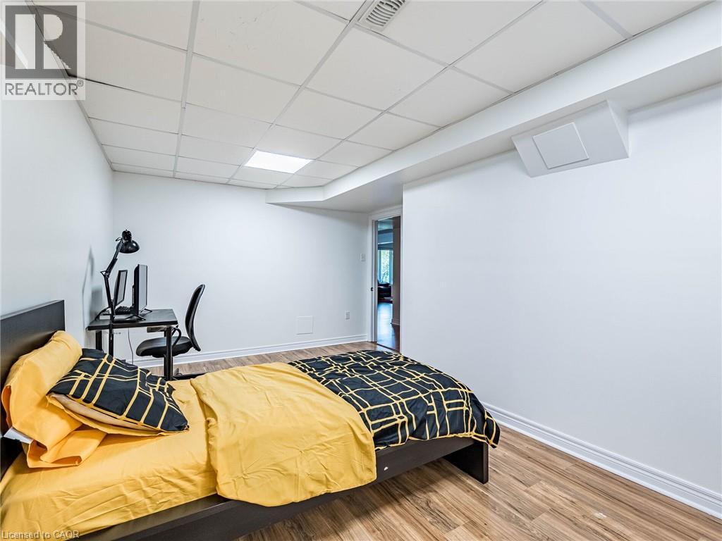 678 Salzburg Drive, Waterloo, Ontario  N2V 2N8 - Photo 25 - 40778382