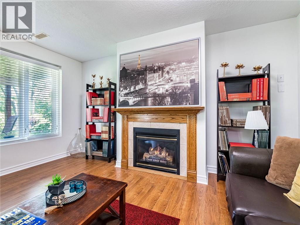 678 Salzburg Drive, Waterloo, Ontario  N2V 2N8 - Photo 31 - 40778382