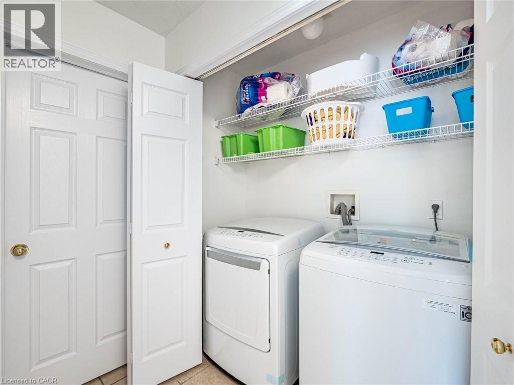 678 Salzburg Drive, Waterloo, Ontario  N2V 2N8 - Photo 33 - 40778382