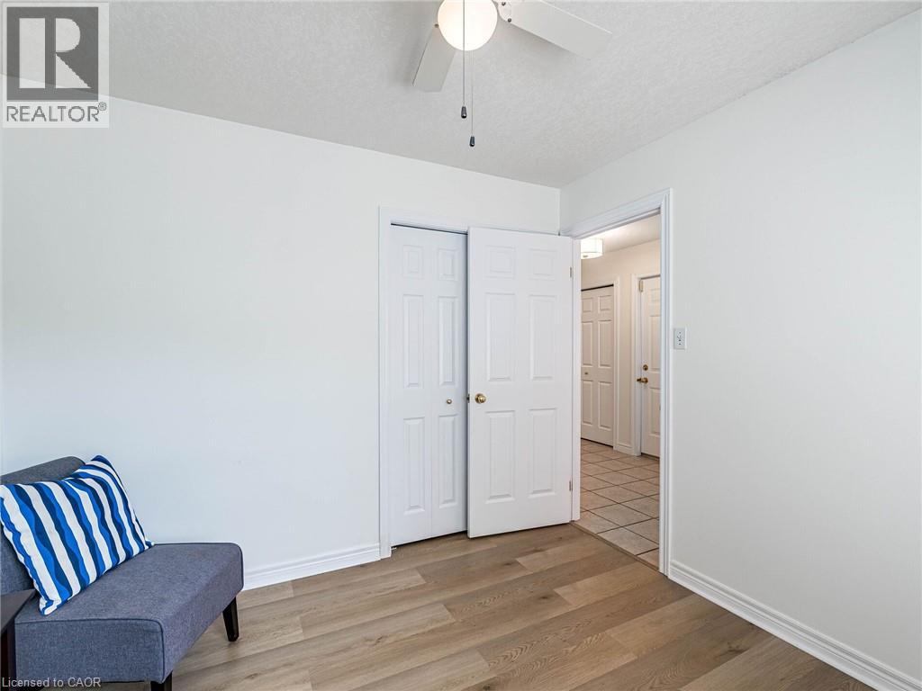678 Salzburg Drive, Waterloo, Ontario  N2V 2N8 - Photo 7 - 40778382