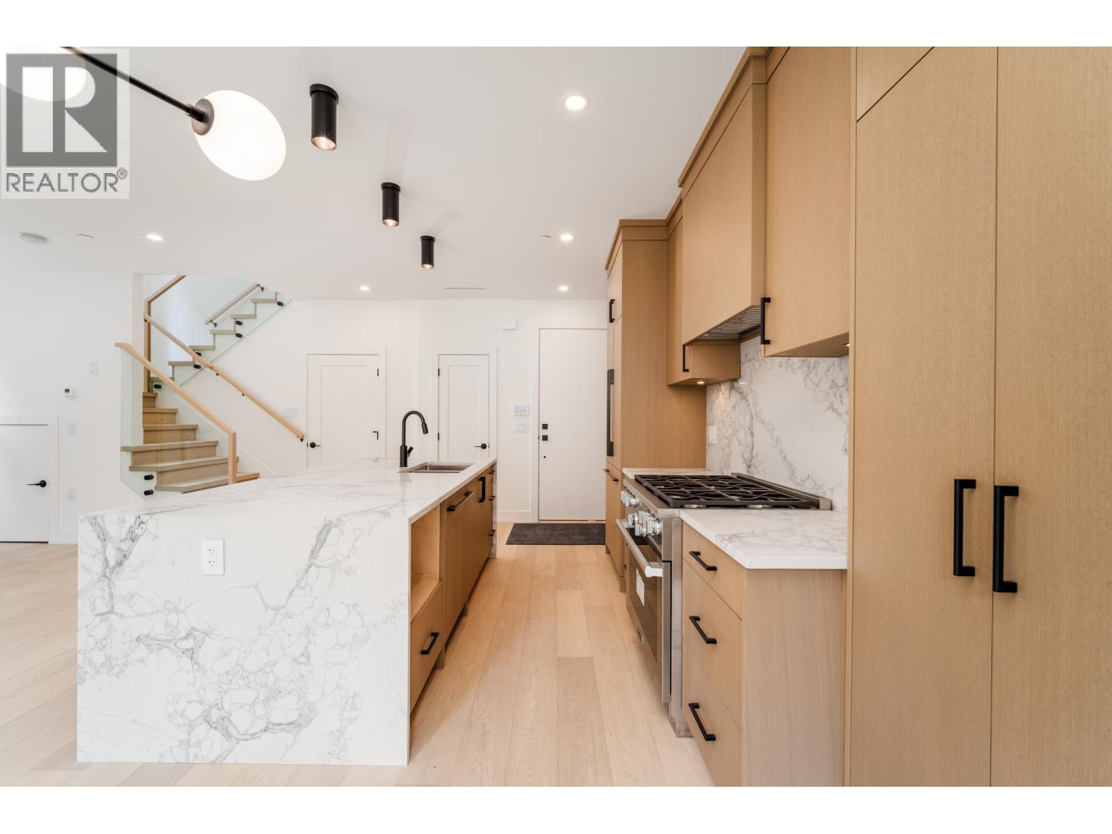 968 W 17th Avenue, Vancouver, British Columbia  V5Z 1V4 - Photo 8 - R3057561