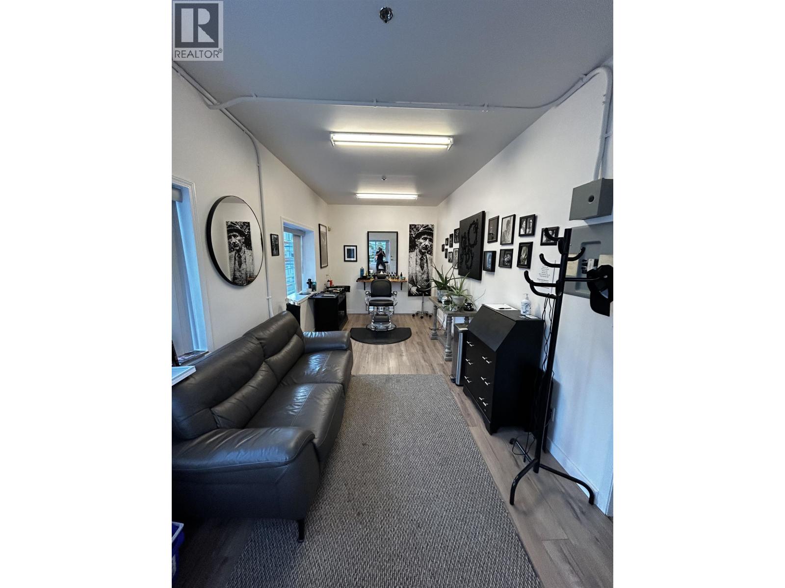108 1161 SUNSHINE COAST HIGHWAY, Gibsons, British Columbia