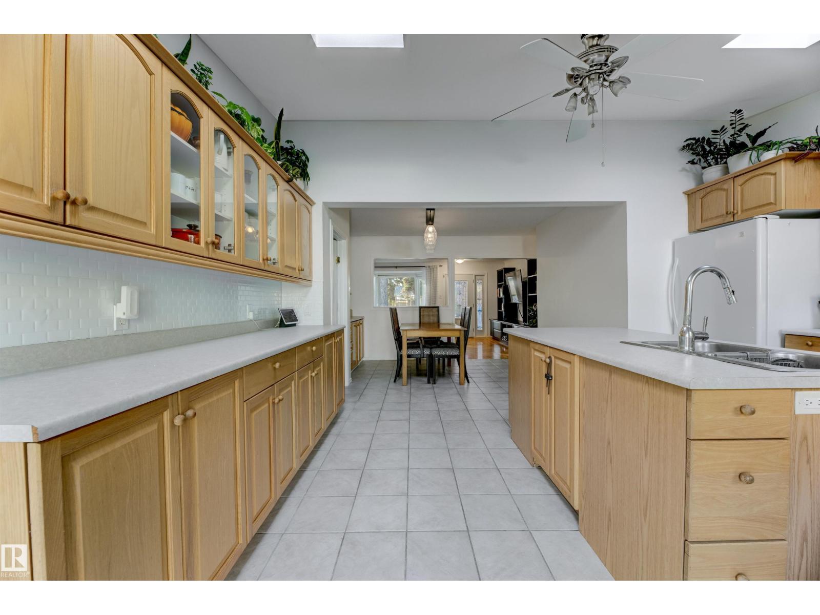 9115 79 St Nw, Edmonton, Alberta  T6C 2R3 - Photo 29 - E4461758