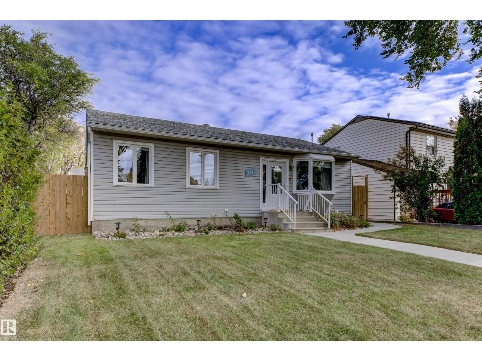 9115 79 St Nw, Edmonton, Alberta  T6C 2R3 - Photo 3 - E4461758