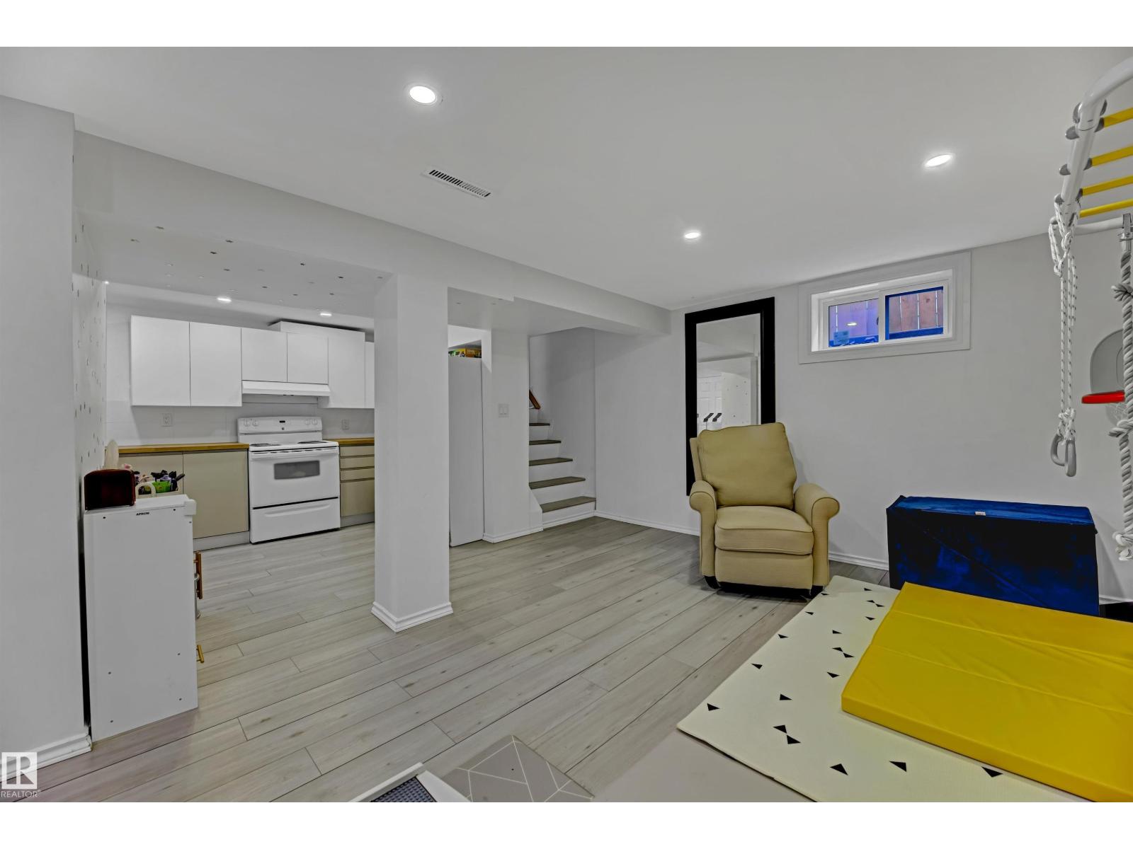 9115 79 St Nw, Edmonton, Alberta  T6C 2R3 - Photo 41 - E4461758