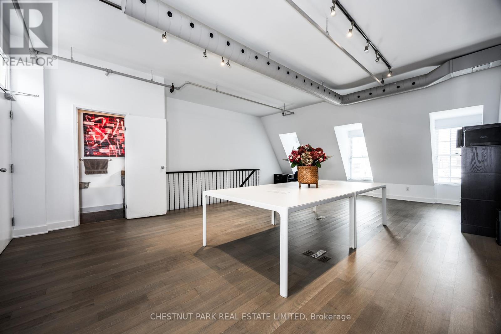 21 Isabella Street, Toronto, Ontario  M4Y 1M7 - Photo 21 - C12457604